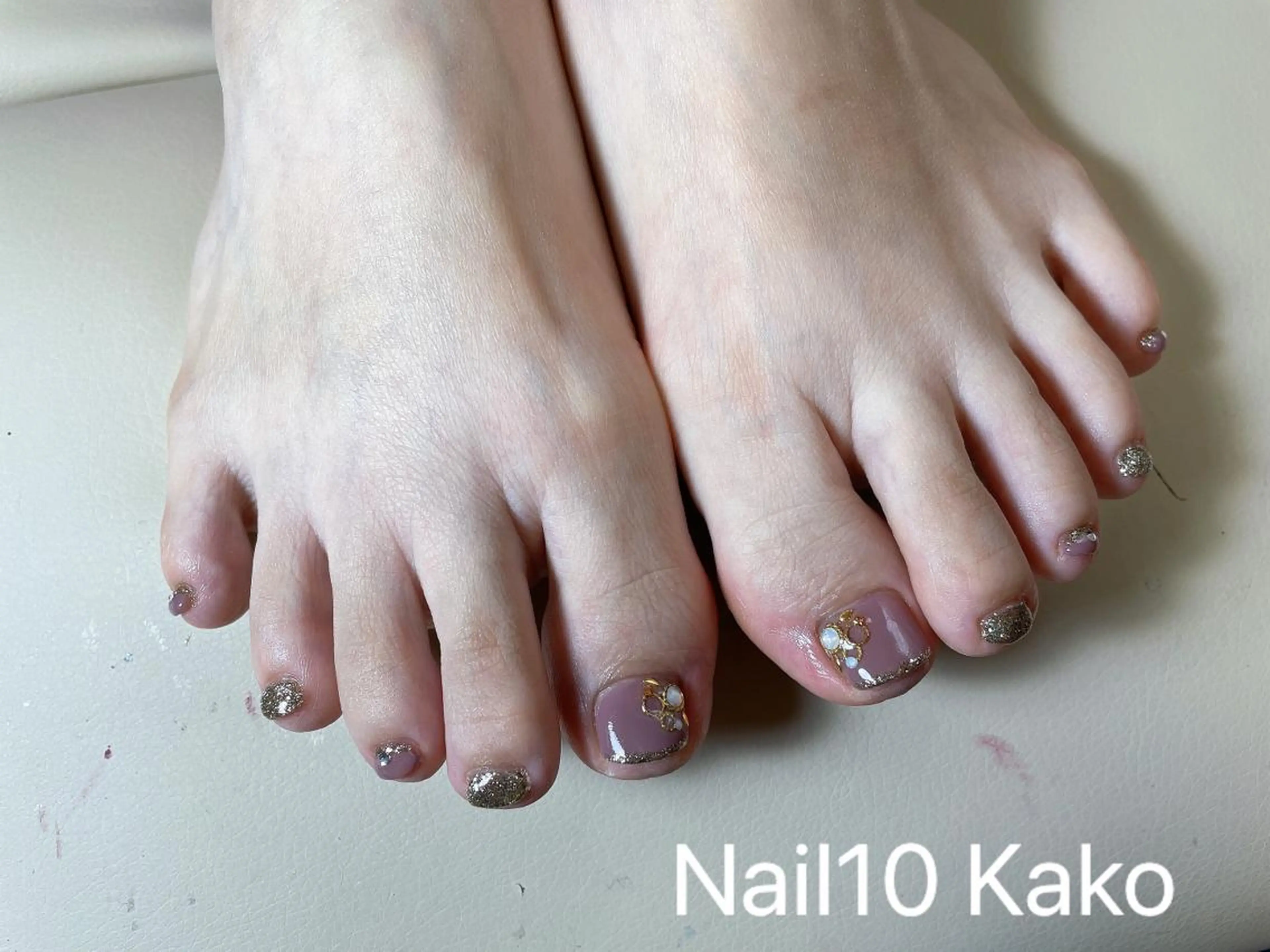 ネイル ストーンネイル Nail10 Kakoのネイルデザイン
