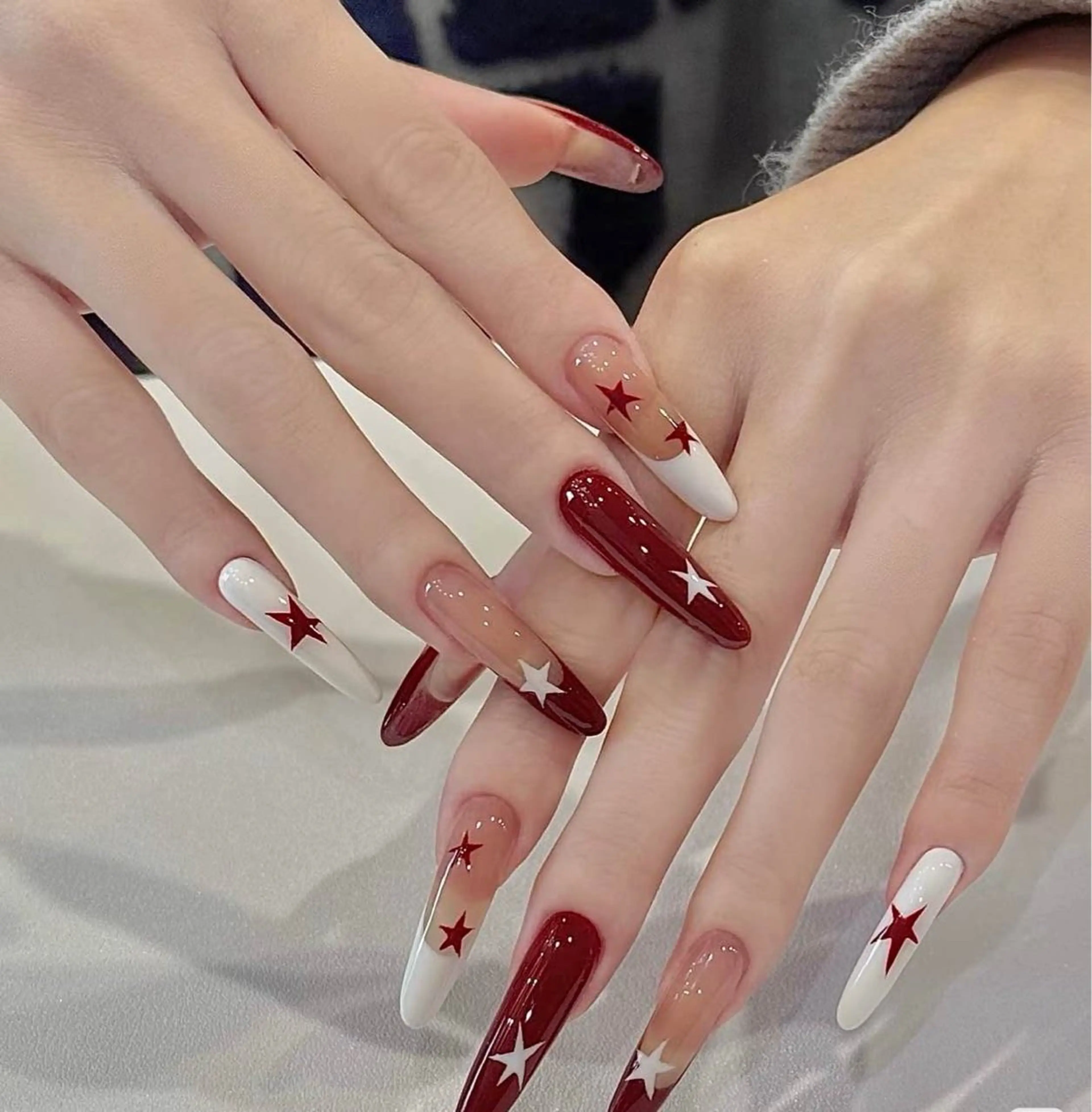 ネイル 小島 阿佑美のネイルデザイン