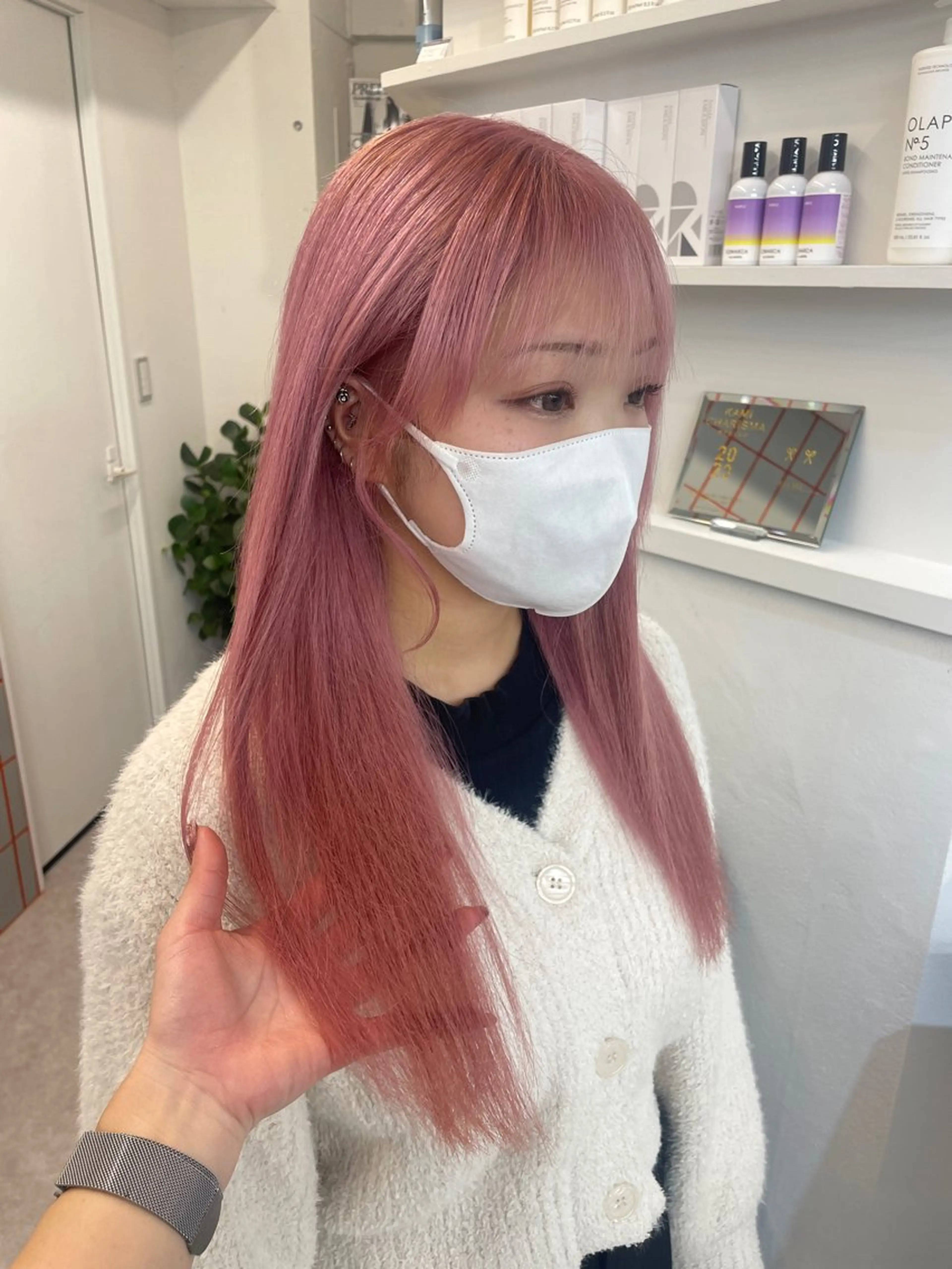 ロング カラー ベージュカラー ブリーチ ブラウンカラー ケアブリーチ ハイトーンカラー ヘアカラー ブリーチ/グレージュ 🎀momo🎀のヘアスタイル