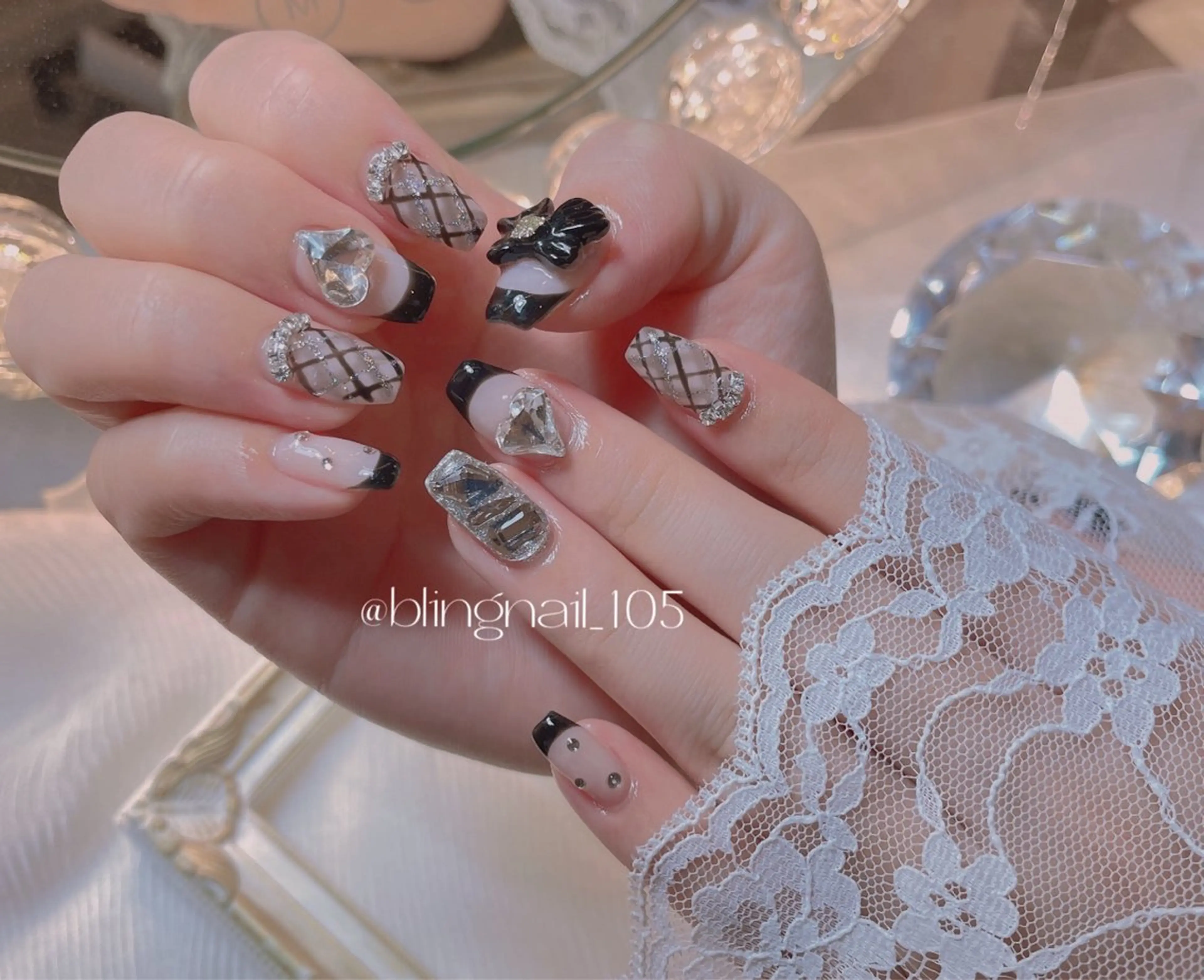 ネイル 23時まで❤︎韓国、 ワンホンネイルのネイルデザイン