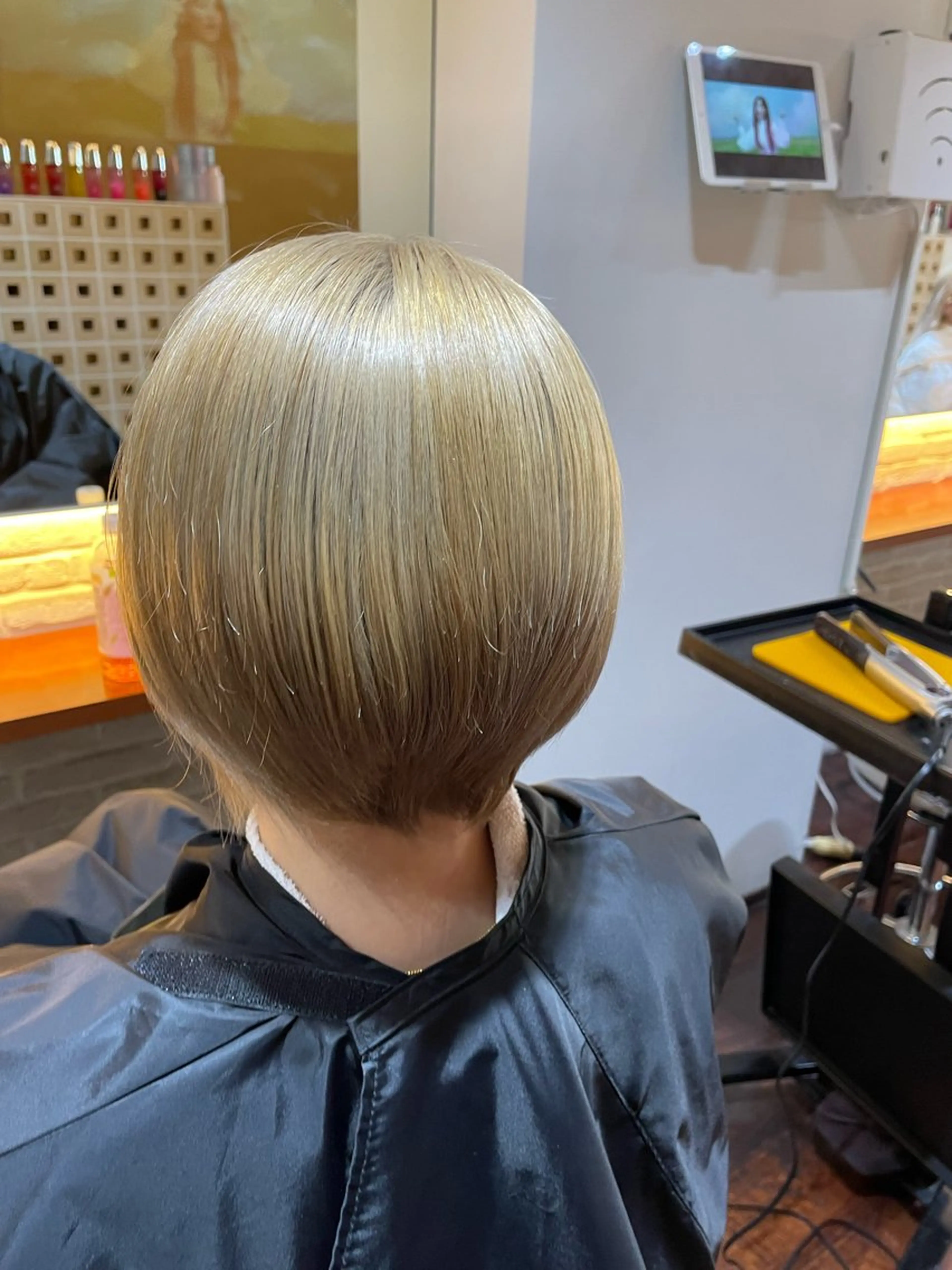 カラー ハイトーンカラー ヘアカラー トリートメント CoCooN nanamiのヘアスタイル