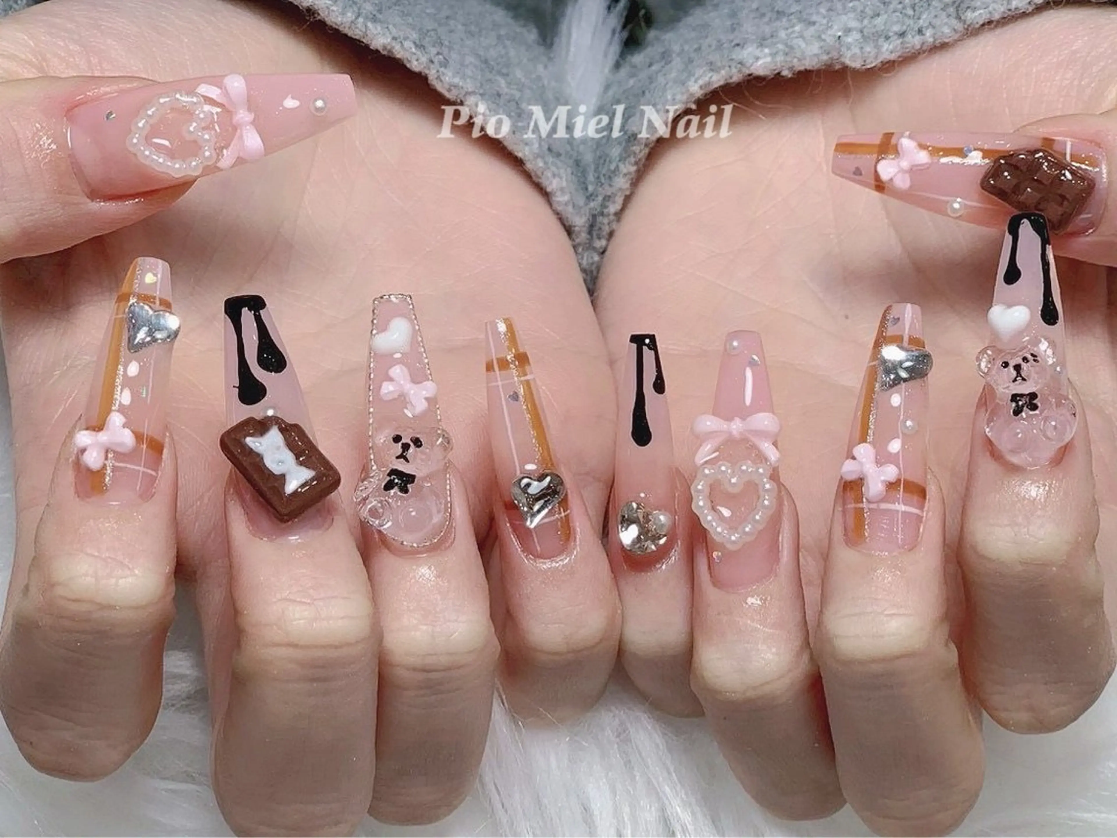 ネイル ハンドネイル HANA 長さだしのネイルデザイン