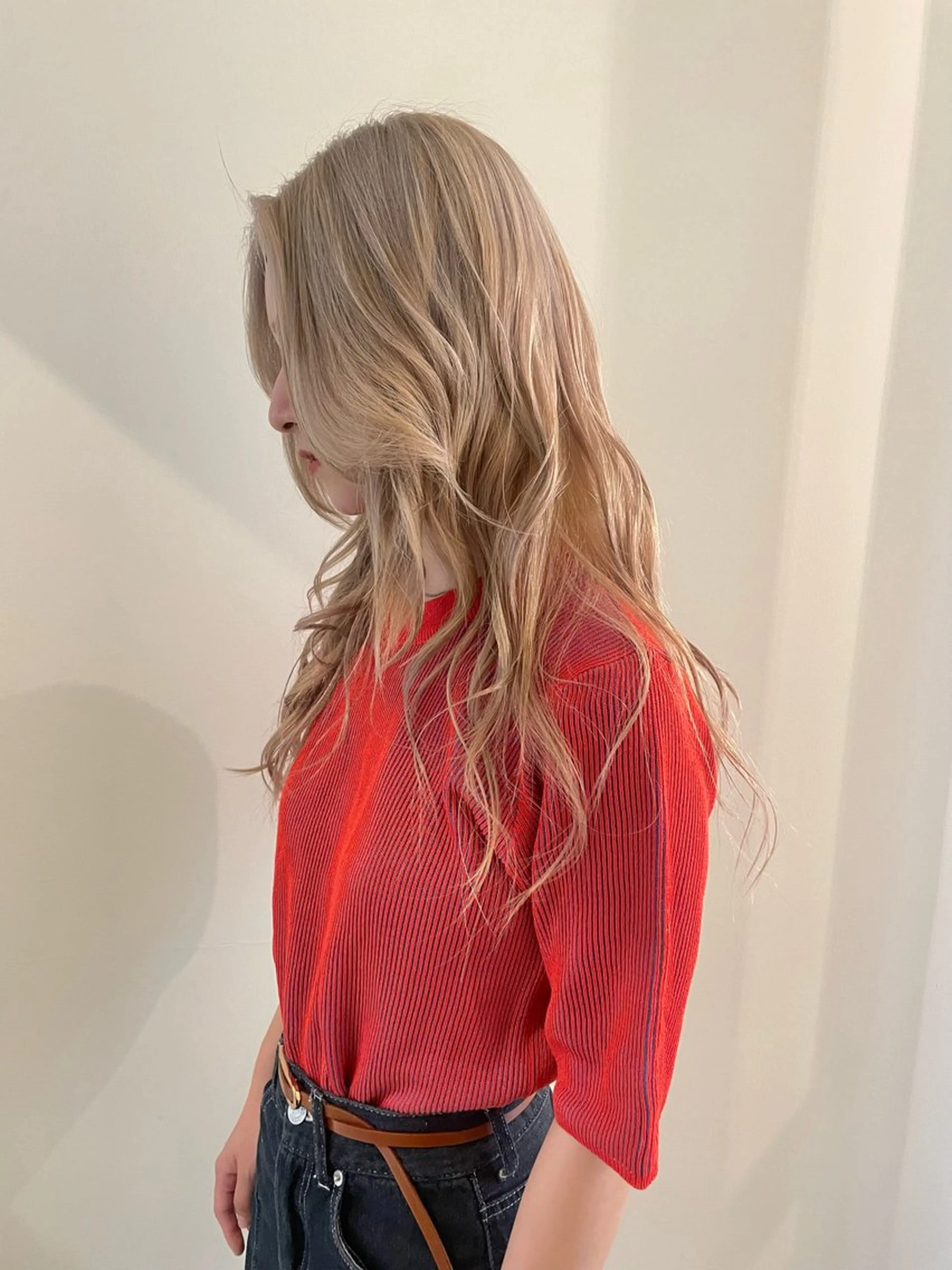 ロング カラー ハイトーンカラー ヘアカラー 渋谷 留菜のヘアスタイル