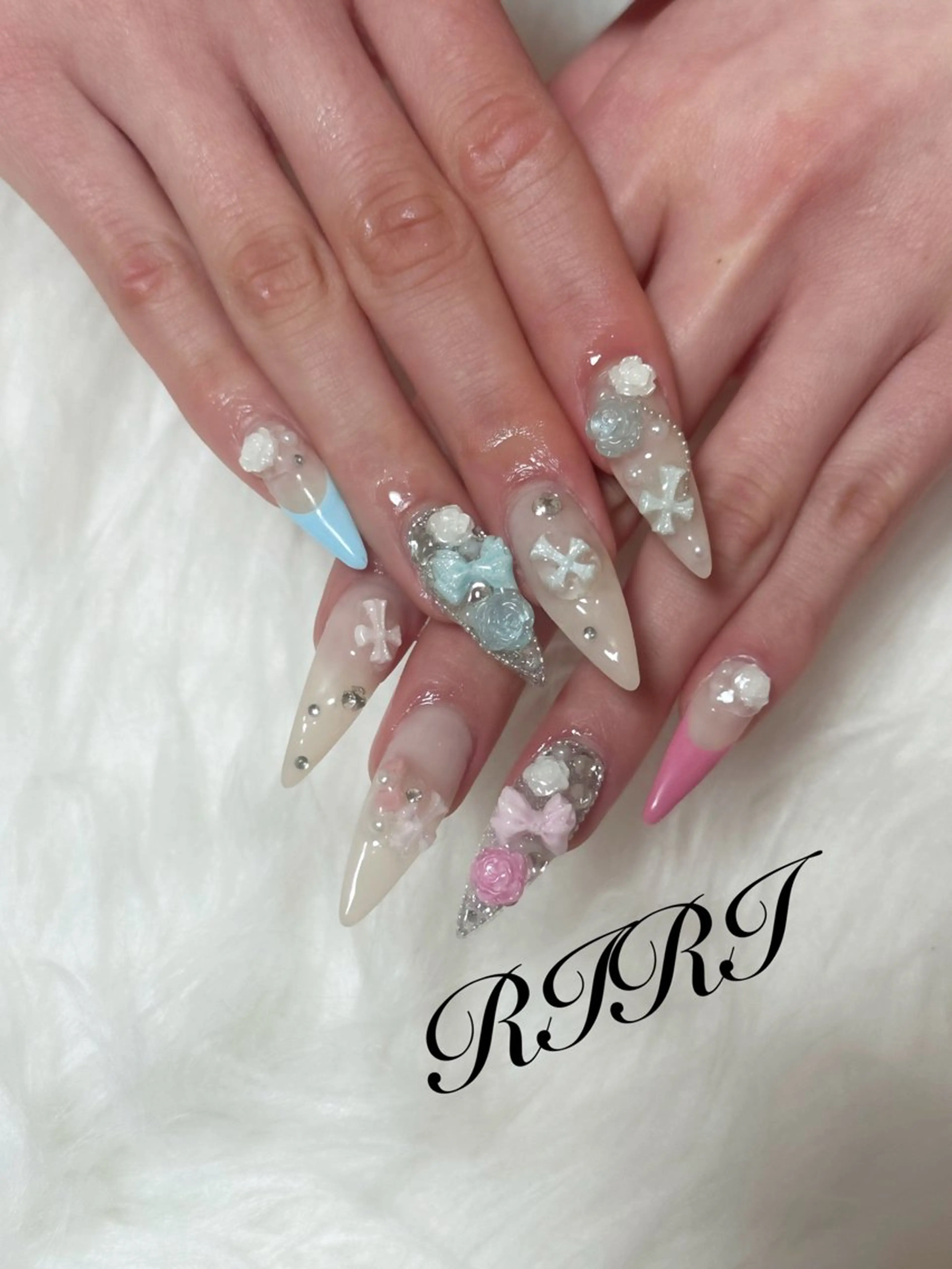 ネイル フレンチネイル ジェルネイル ロングネイル スカルプネイル シンプルネイル riri オーナーのネイルデザイン