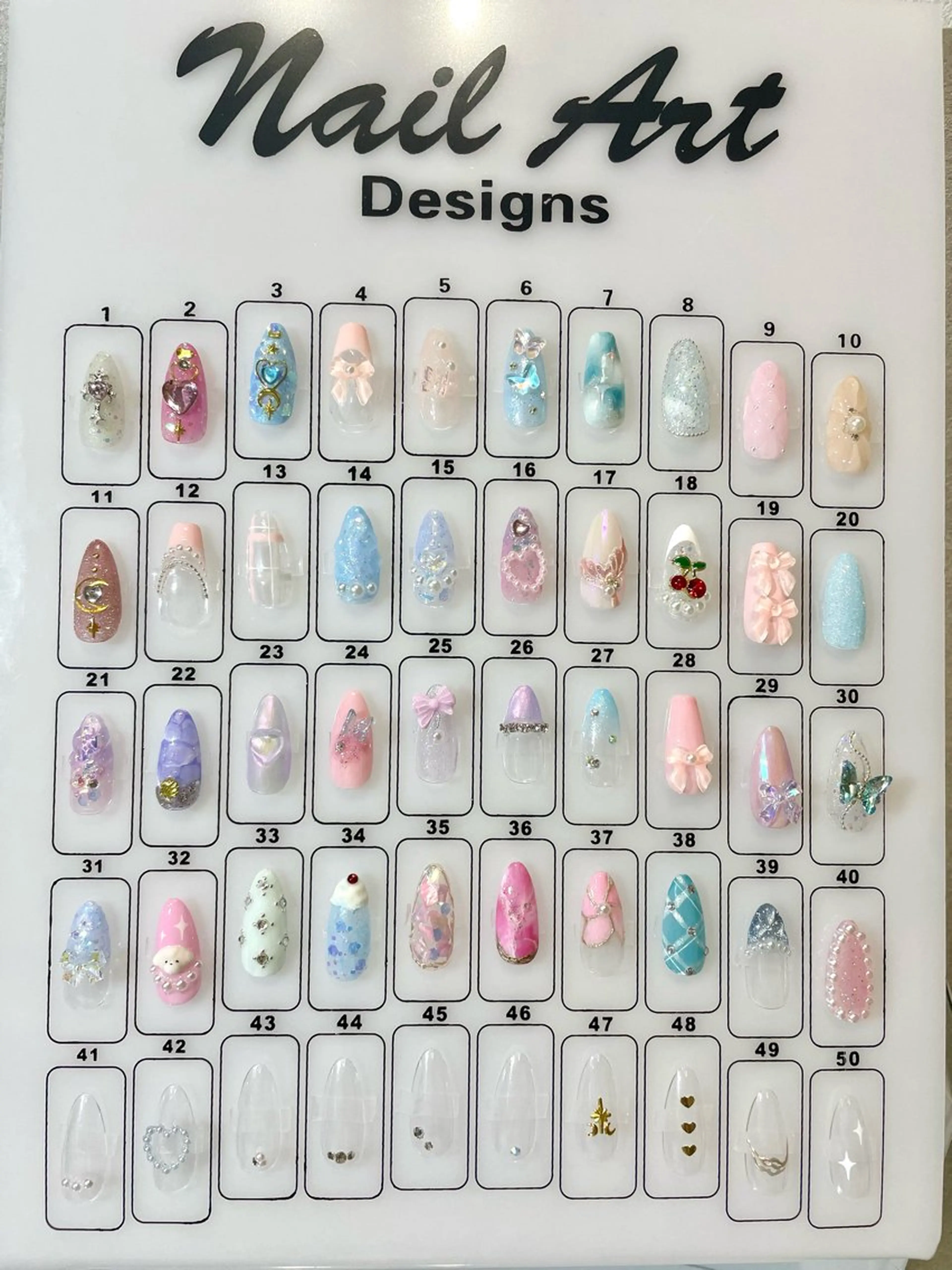 ネイル ROA NAILのネイルデザイン