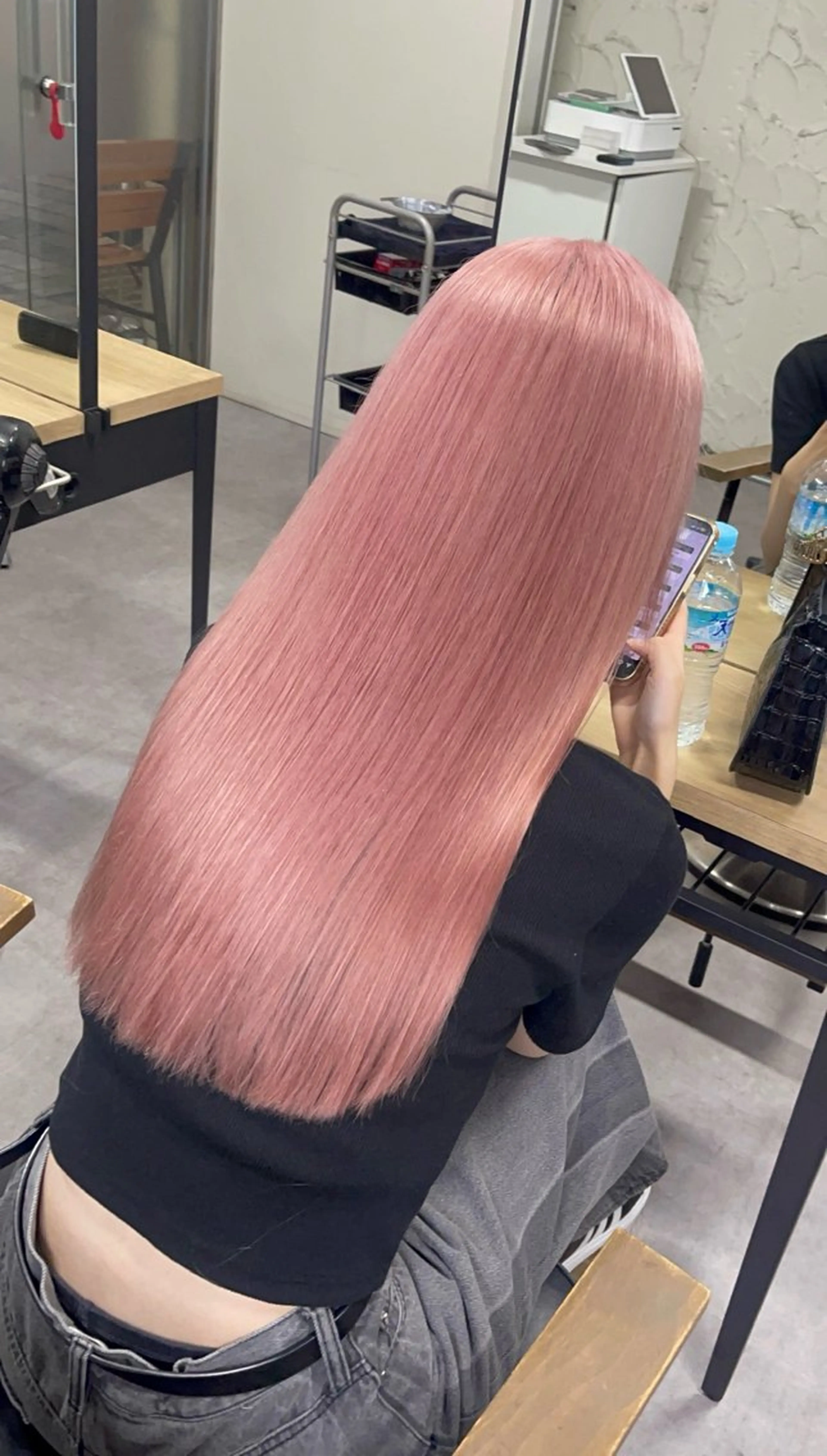 ミディアム カラー ピンクカラー ヘアカラー トリートメント エクステ SWAY所属・SWAY / ヒカルのヘアスタイル