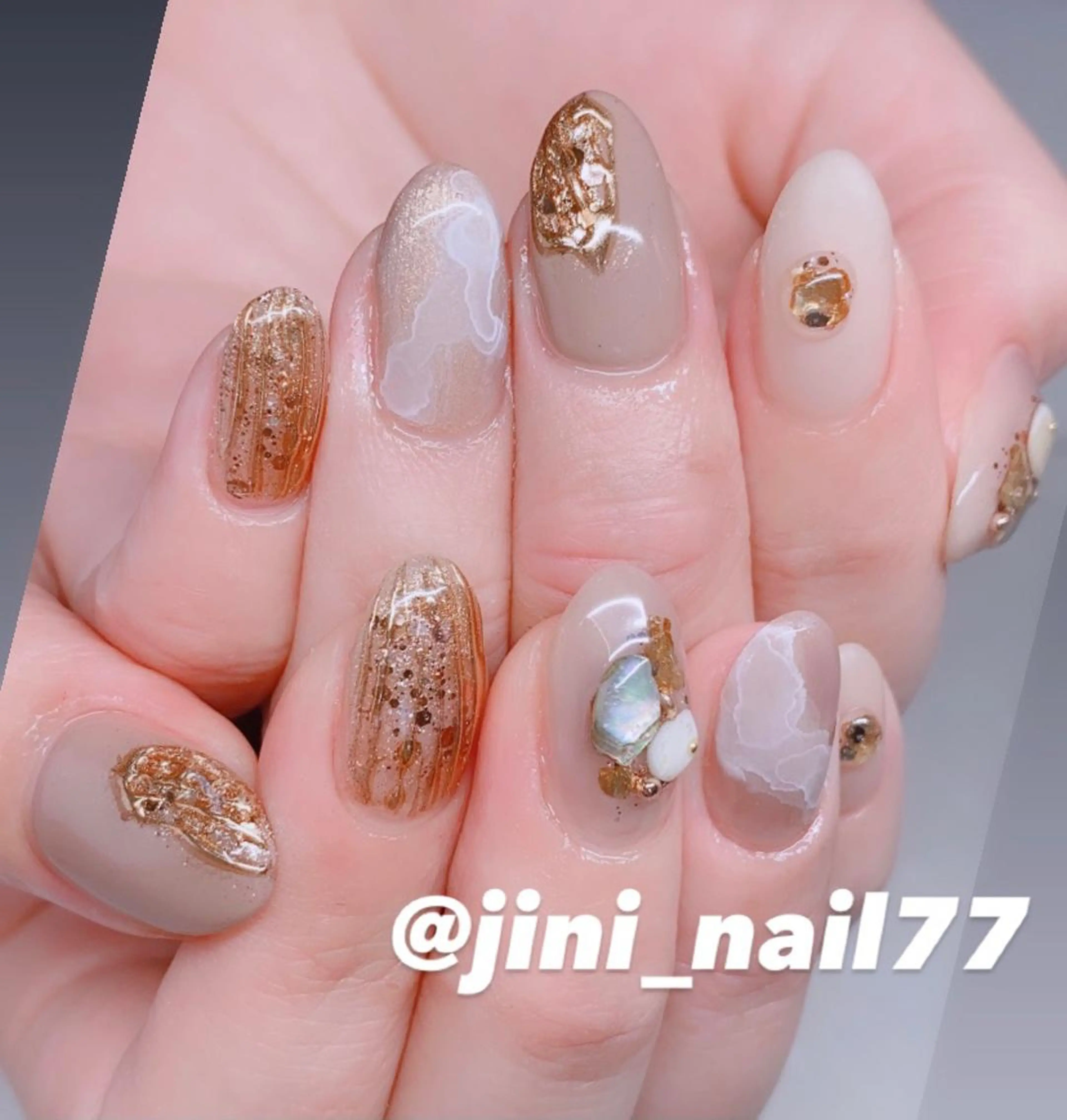 ネイル ハンドネイル JINI NAIL所属・ジニ ネイルのネイルデザイン