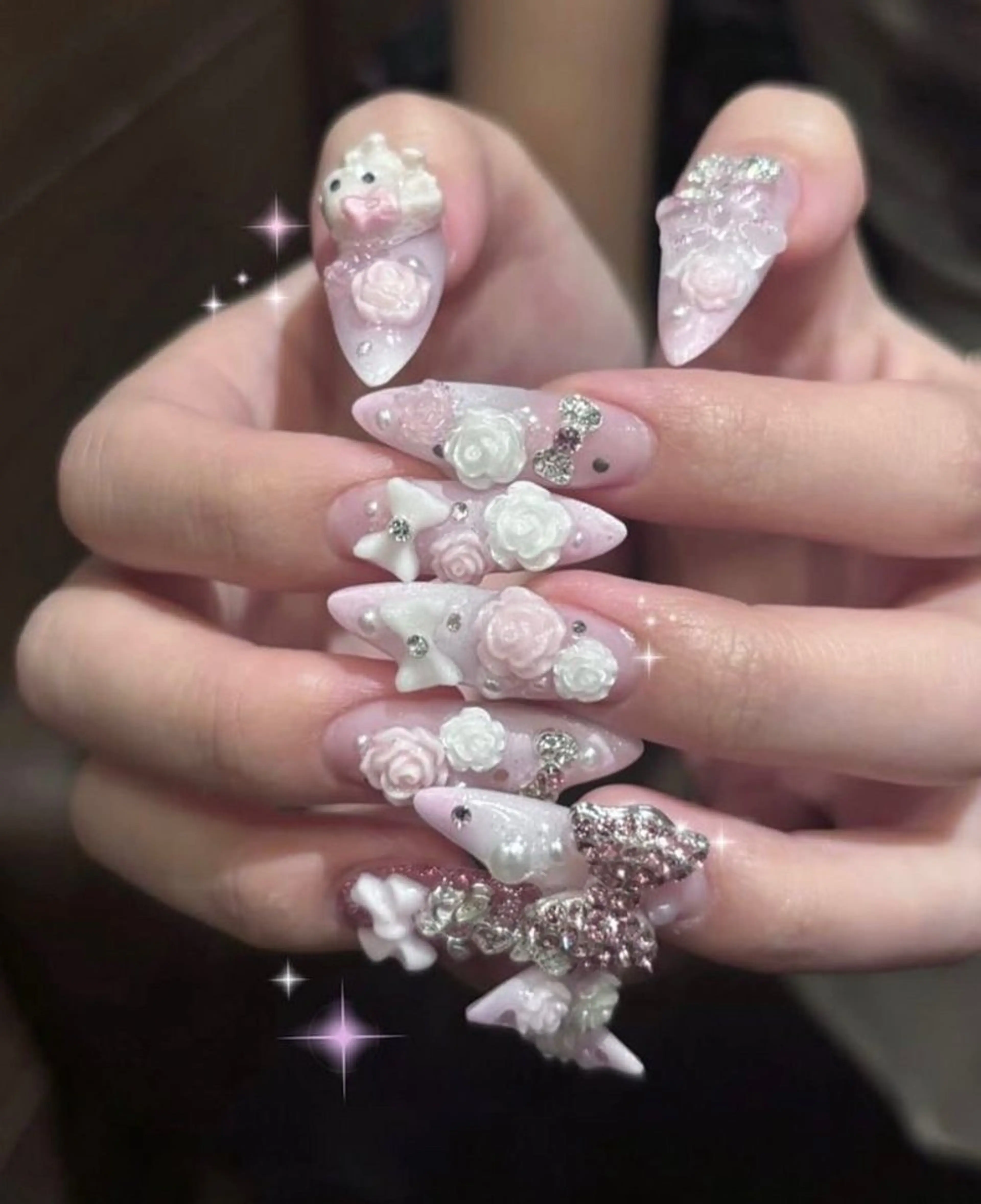 ネイル グラデーション ラメ(グリッター) マグネットネイル ミラーネイル ニュアンスネイル ハンドネイル Lumi de nails所属・Lumi de nailsのネイルデザイン