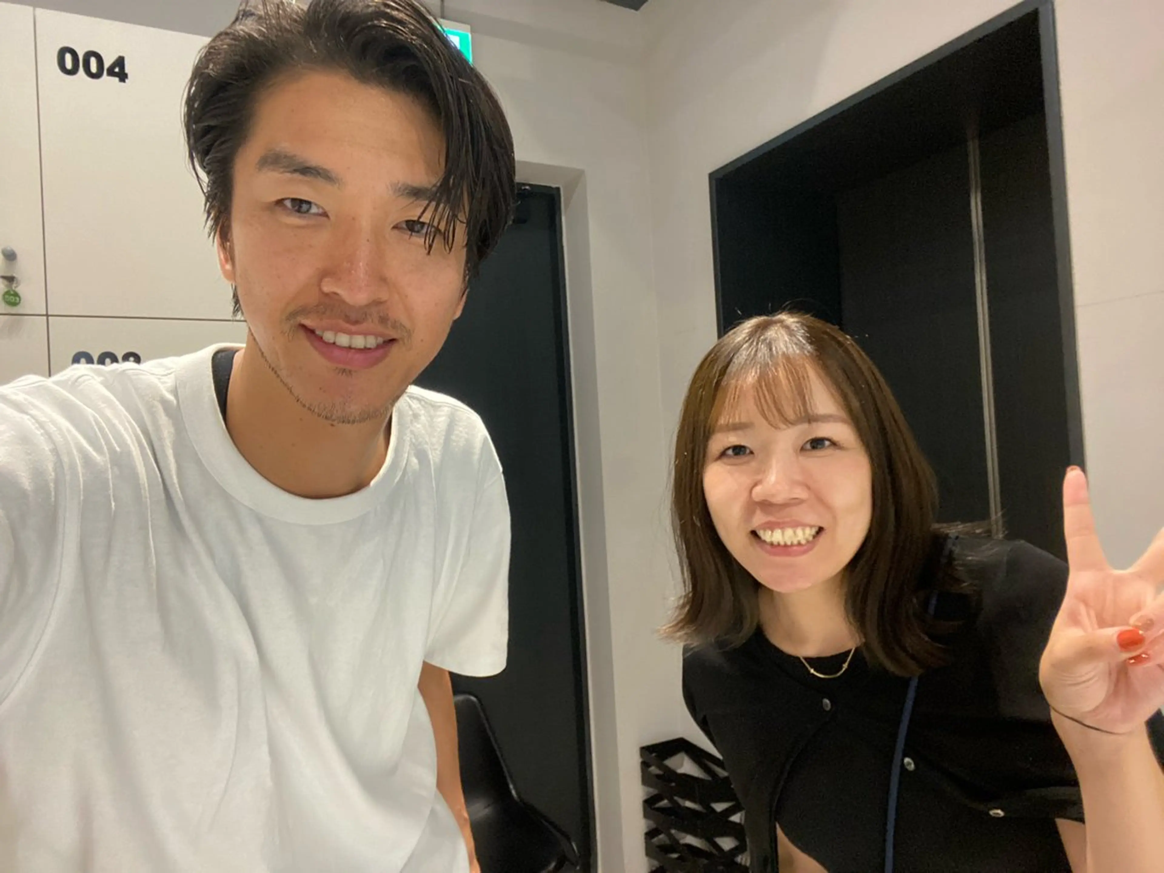 ミディアム カット ヘアカラー トリートメント ヘアセット また会いたくなる 美容師【KENTA】のヘアスタイル