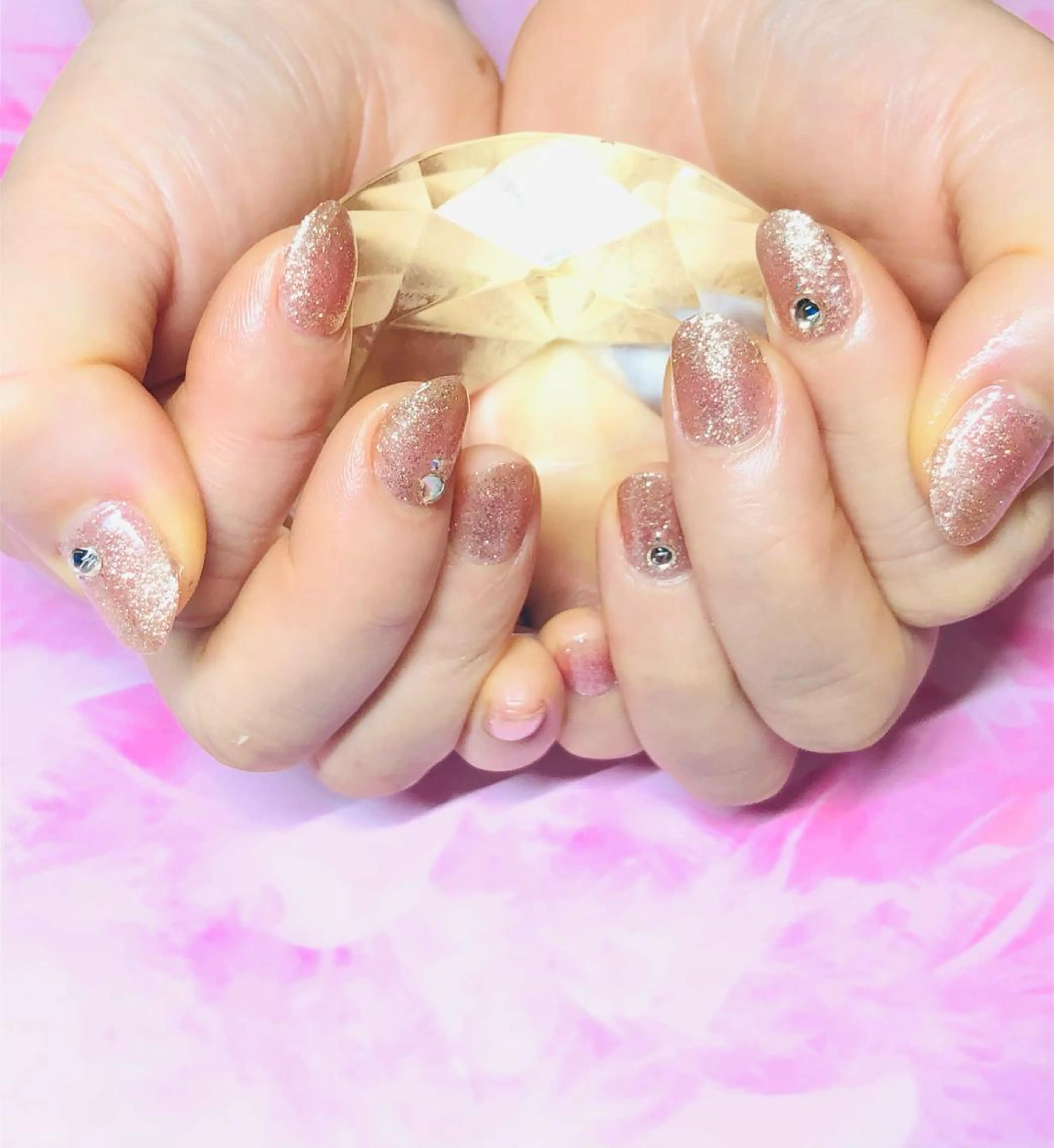 ネイル キラキラネイル ワンカラーネイル ストーンネイル Mirei NAIL 金児のネイルデザイン