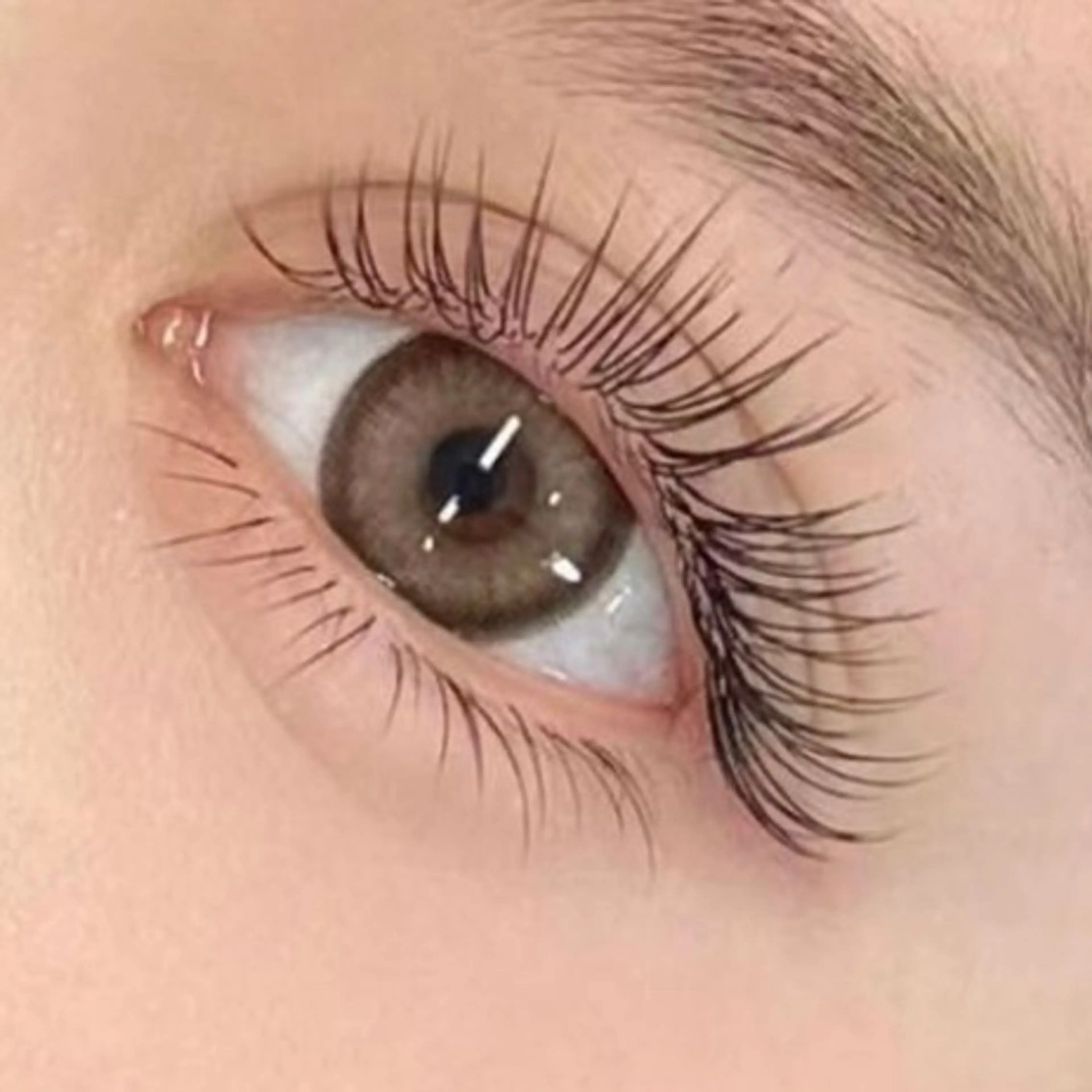 マツエク・マツパ HOME所属・MA ORIの眉毛・アイブロウイメージ