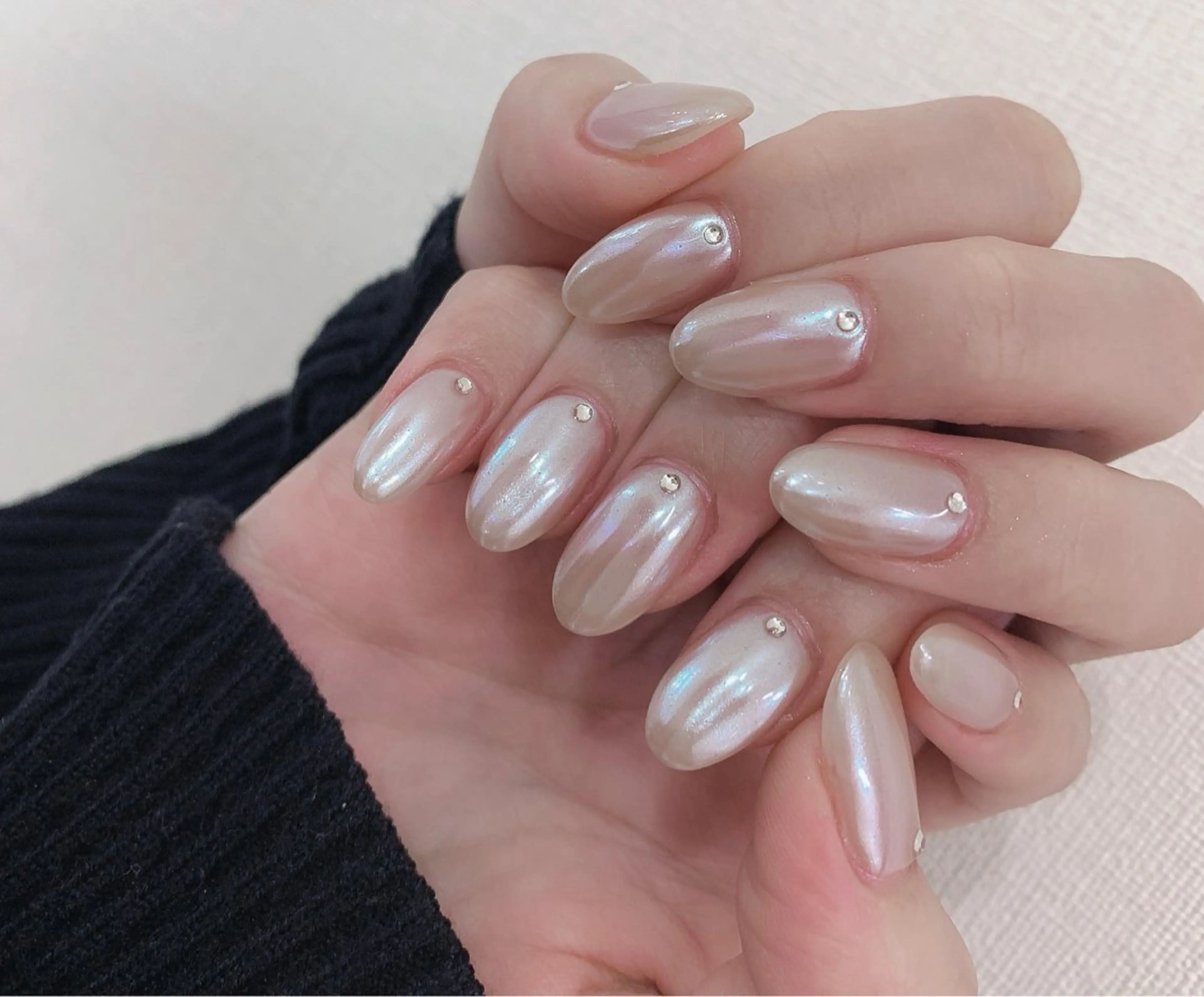 ネイル 長さ出し キラキラネイル シンプルネイル 春ネイル ワンホンネイル ハンドネイル Rainbow Nailのネイルデザイン