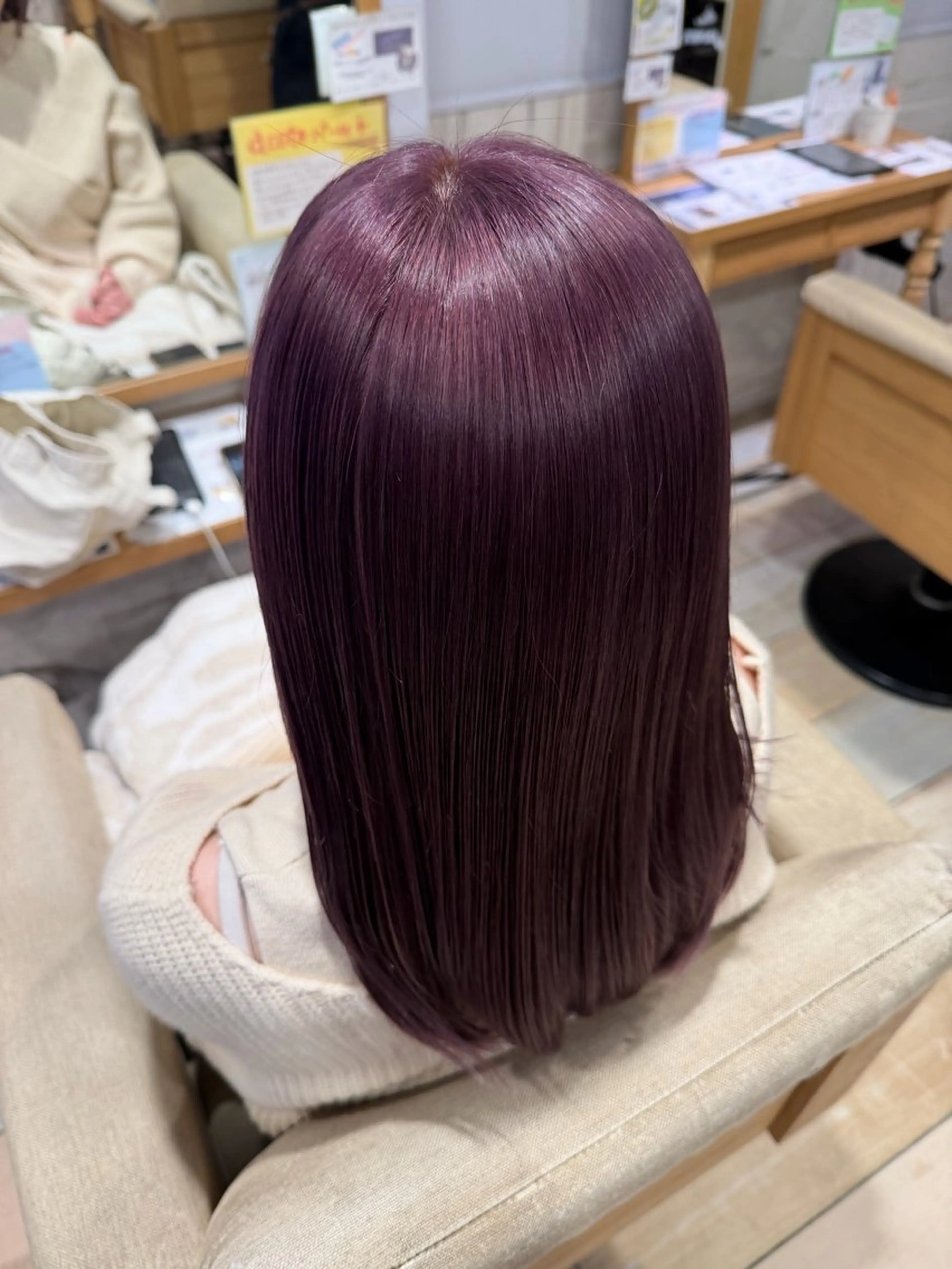 ミディアム カラー ヘアカラー 小柳 夏美のヘアスタイル