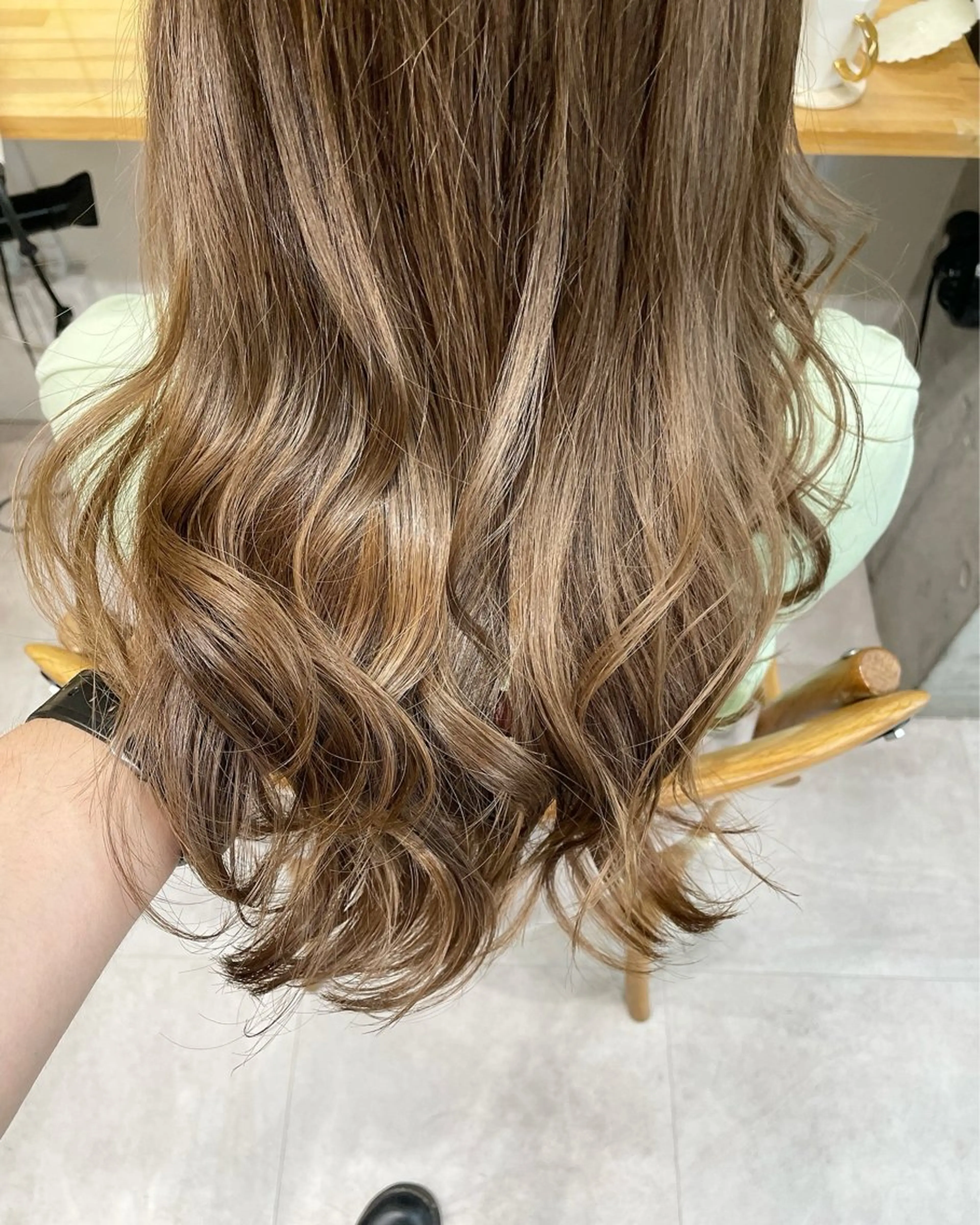 ロング カラー ベージュカラー 透明感カラー ミルクティーベージュ ヘアカラー 堀江将太朗/恵比寿/ メンズカットのヘアスタイル