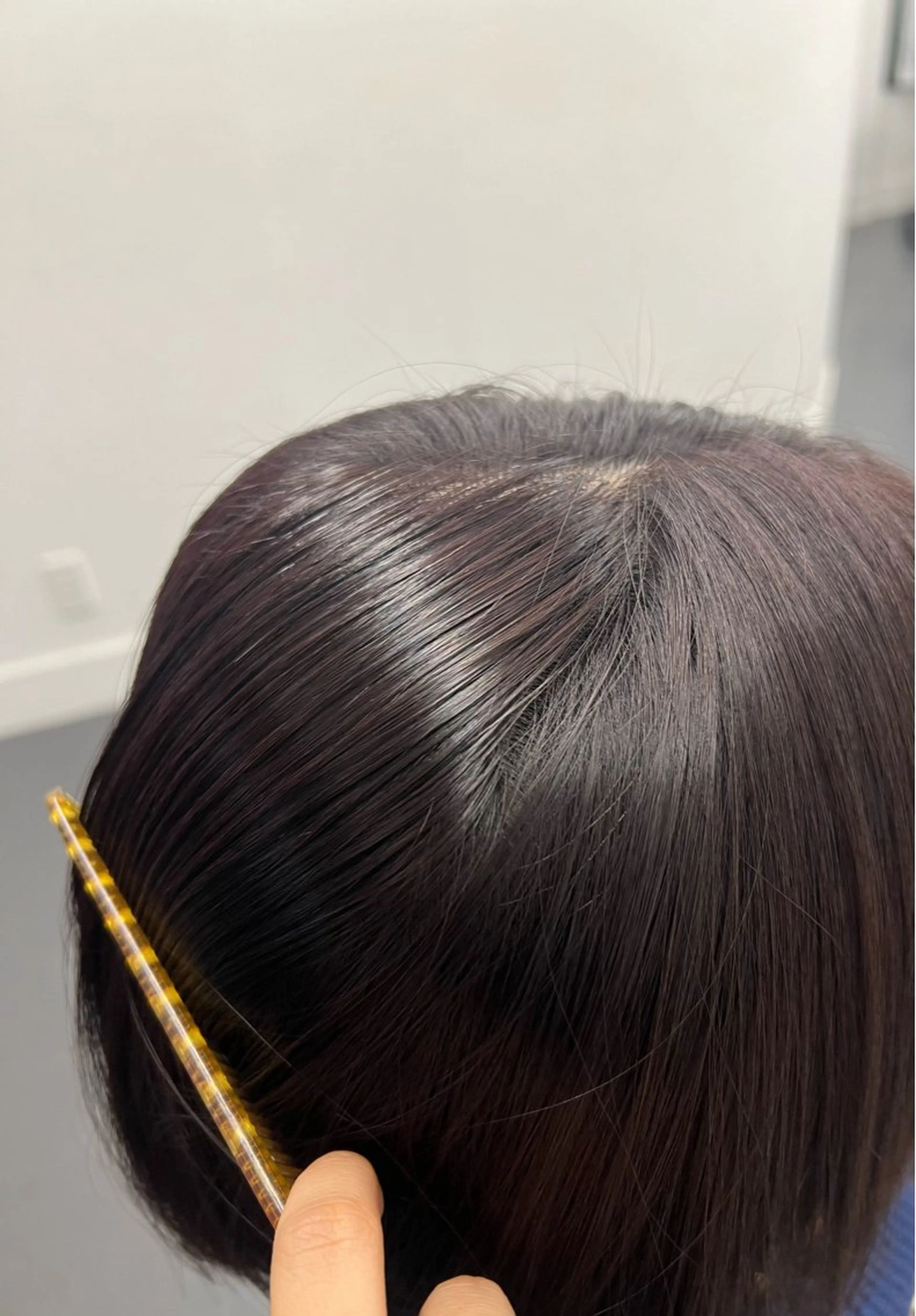 ショート カラー ブリーチ ラベンダーカラー モリ ナツルのヘアスタイル