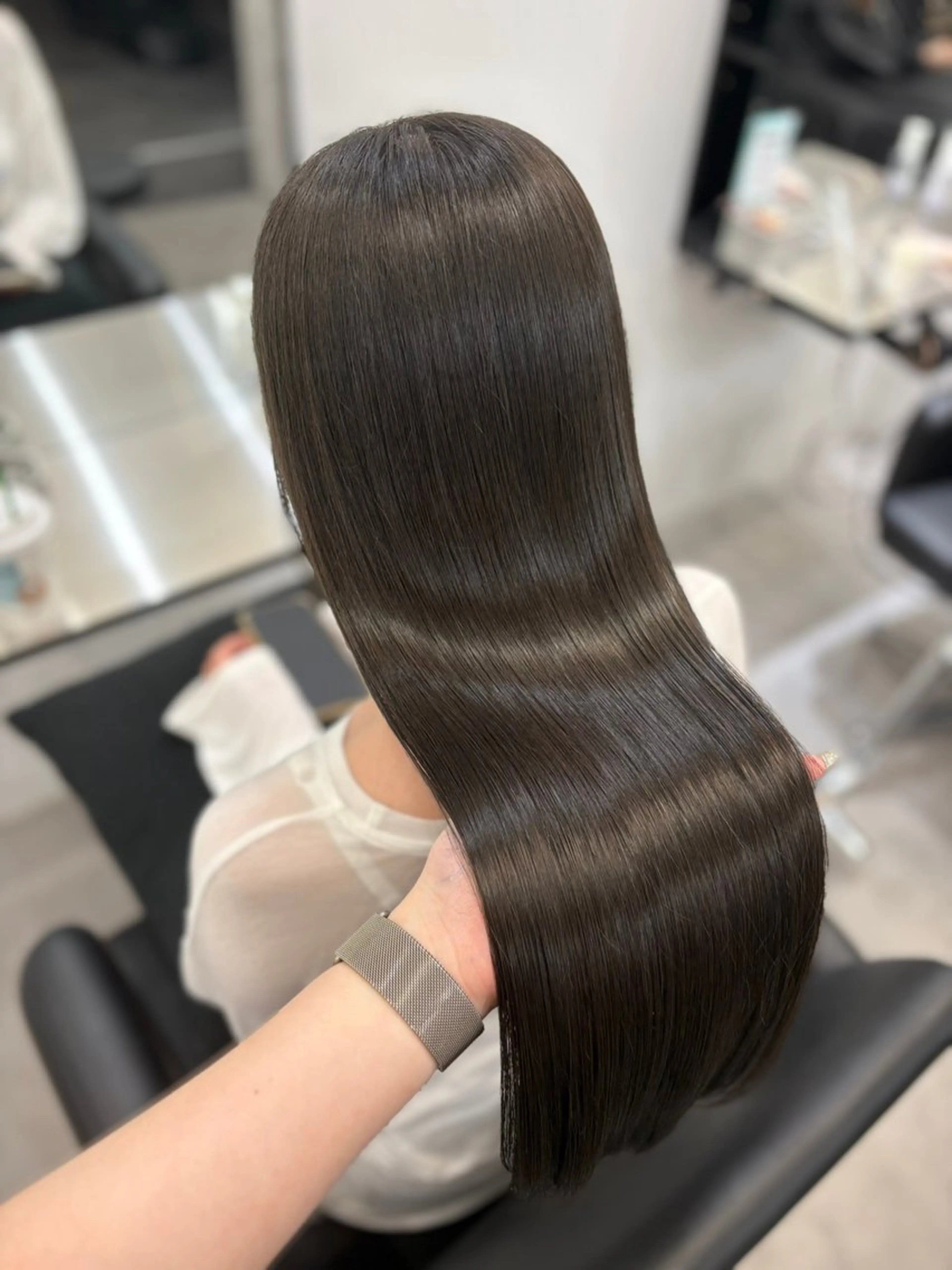 ロング カラー 透明感カラー グレージュ トリートメント Core Haruのヘアスタイル