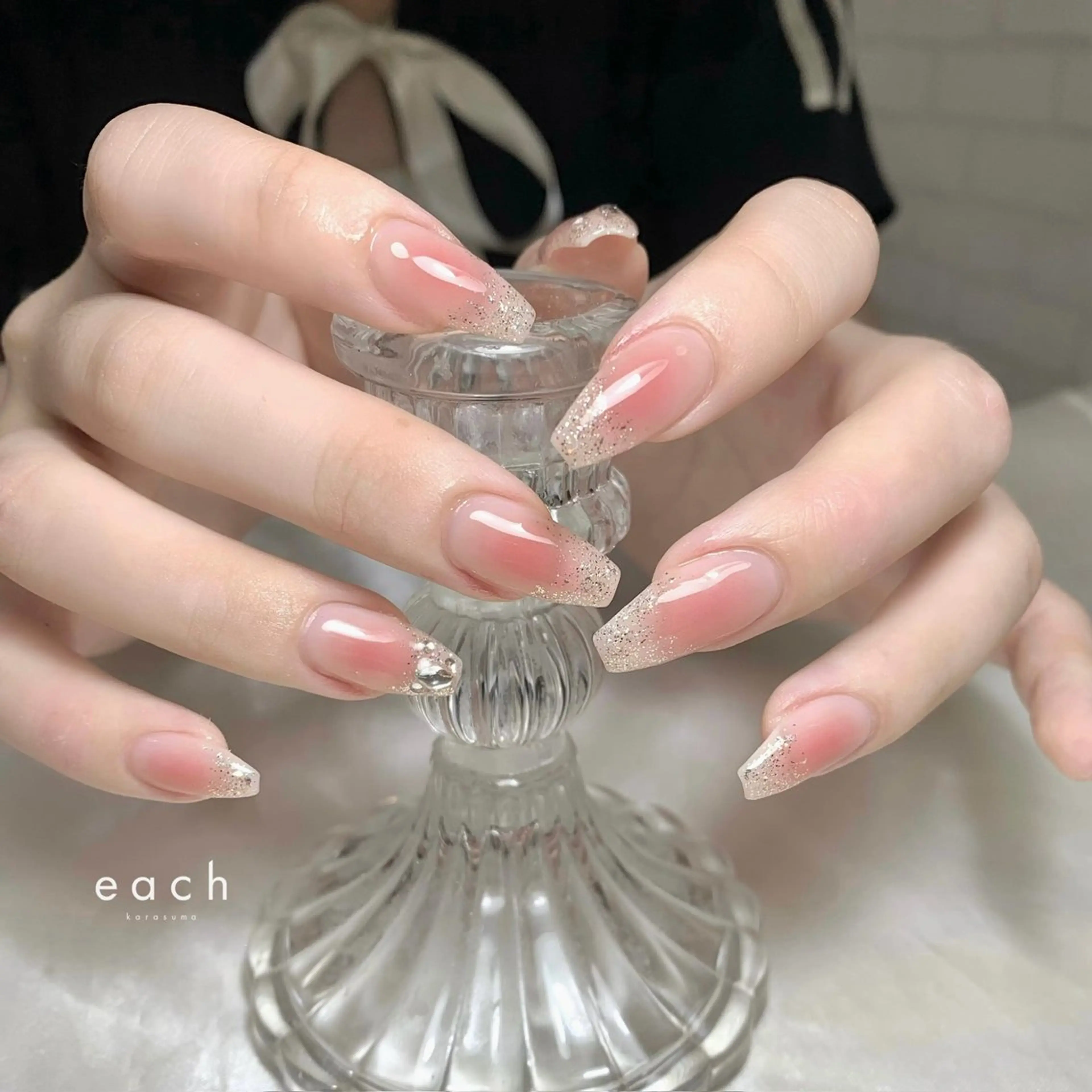 ネイル ハンドネイル each Hibikiのネイルデザイン