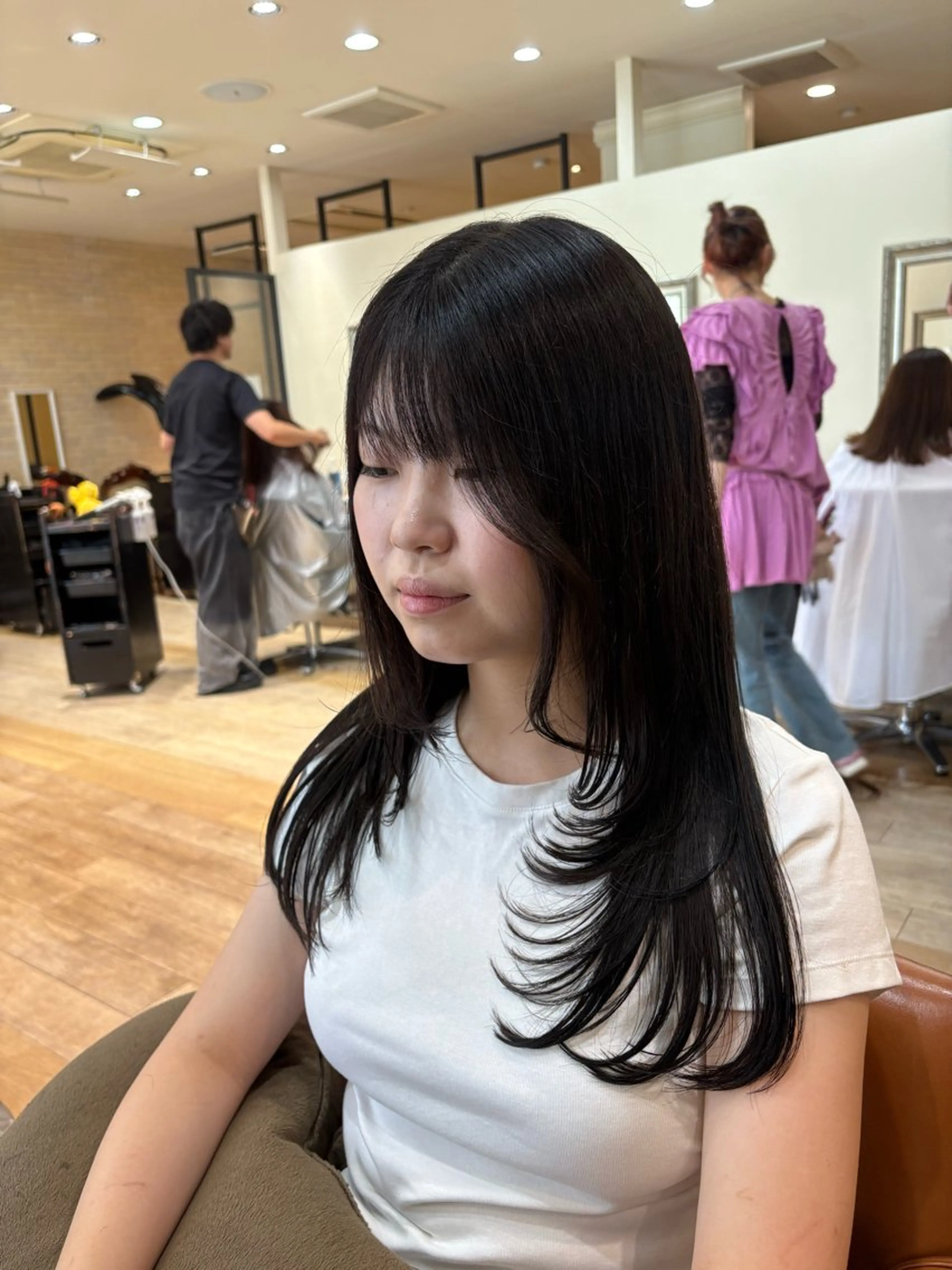 ロング カット しおり🍬 KOKORO🤍のヘアスタイル