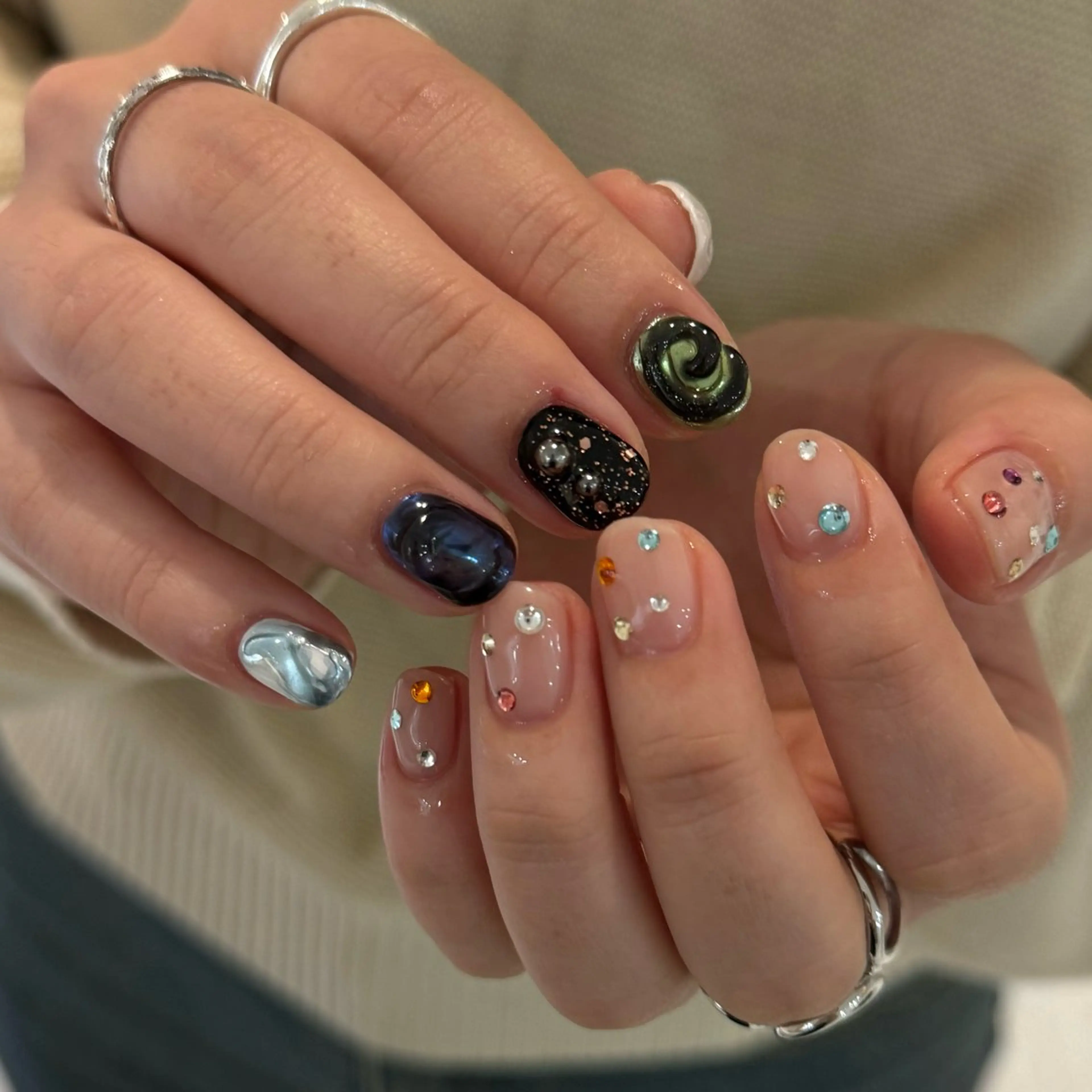 ネイル salondevi2 rikoの眉毛・アイブロウイメージ