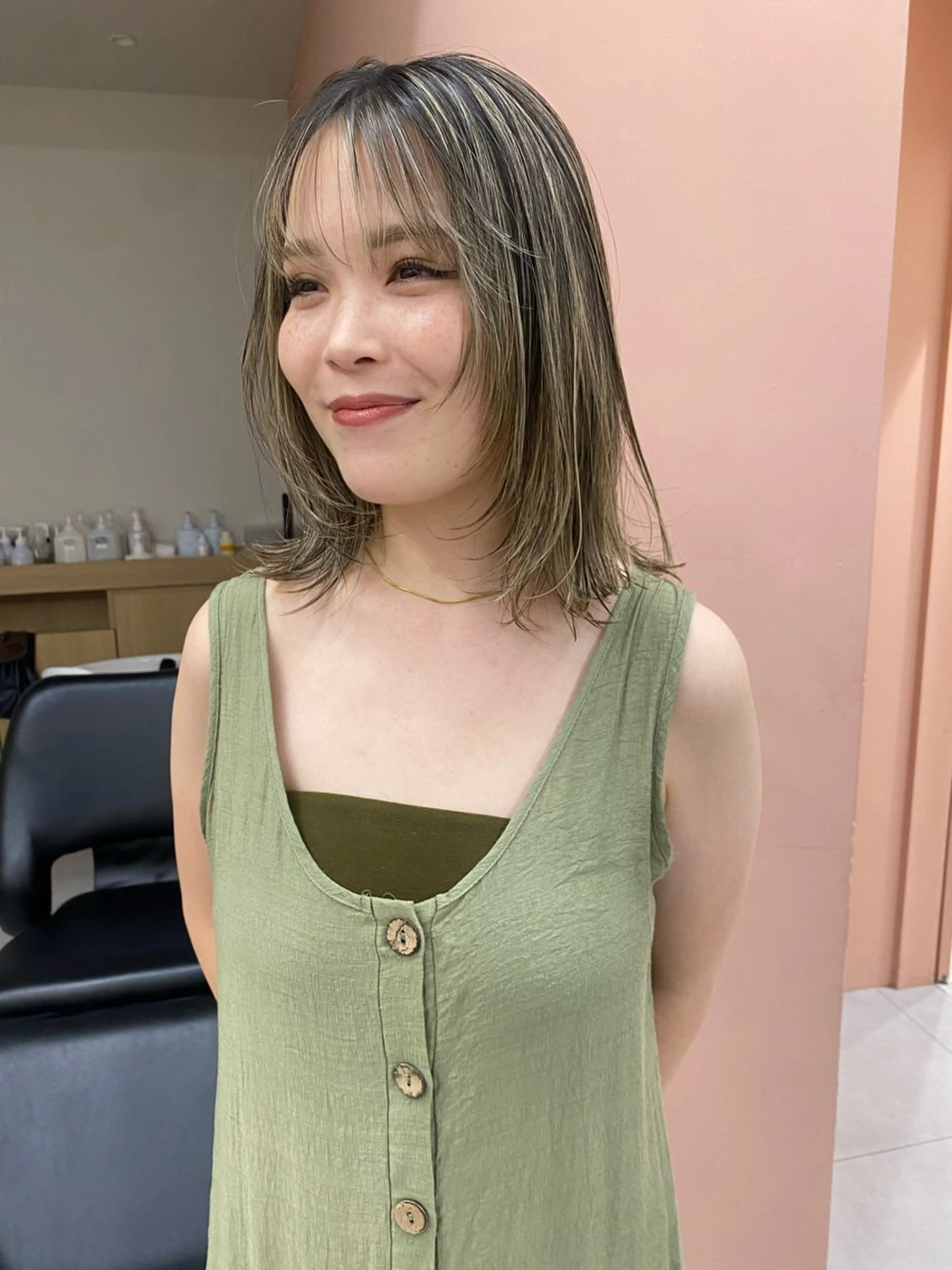 ミディアム akim kaminoke所属・矢場町 🌟yopiのヘアスタイル