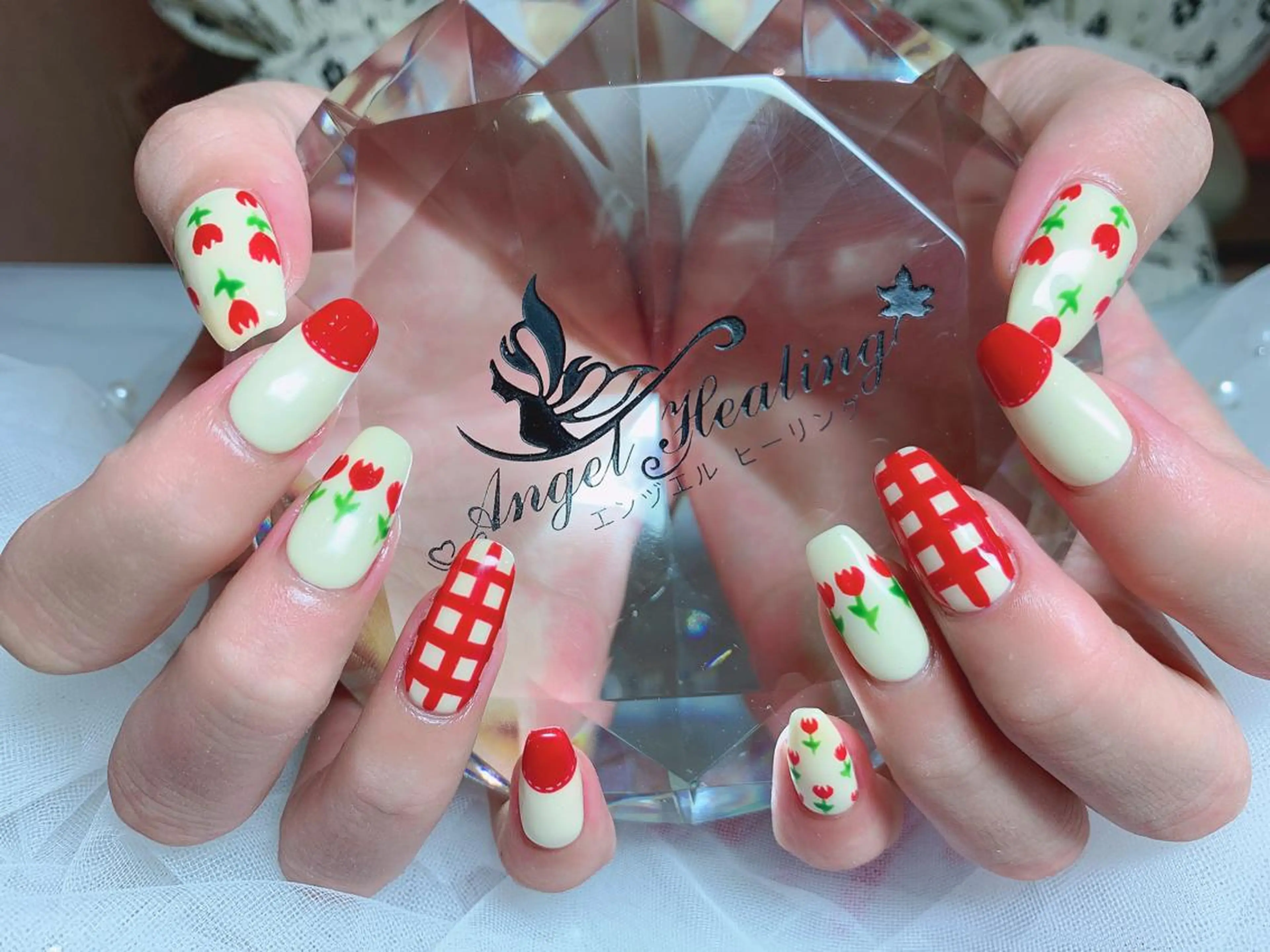 ネイル エンジェル ヒーリング 矢場町店のネイルデザイン