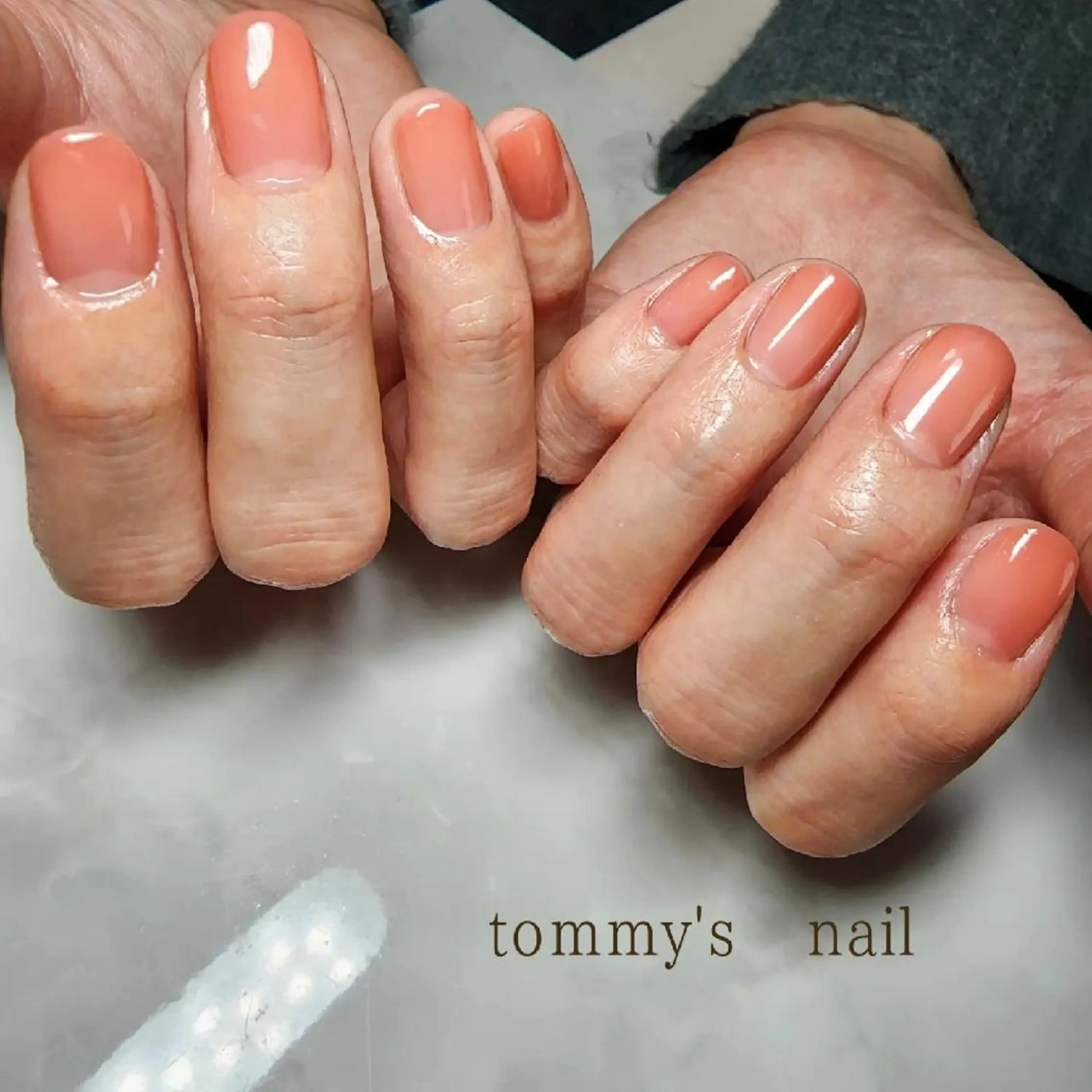 ネイル フットネイル ジェルネイル ミラーネイル ワンカラーネイル tommy's nail所属・福岡/若よもぎ蒸し 全身美容が叶うサロンのネイルデザイン