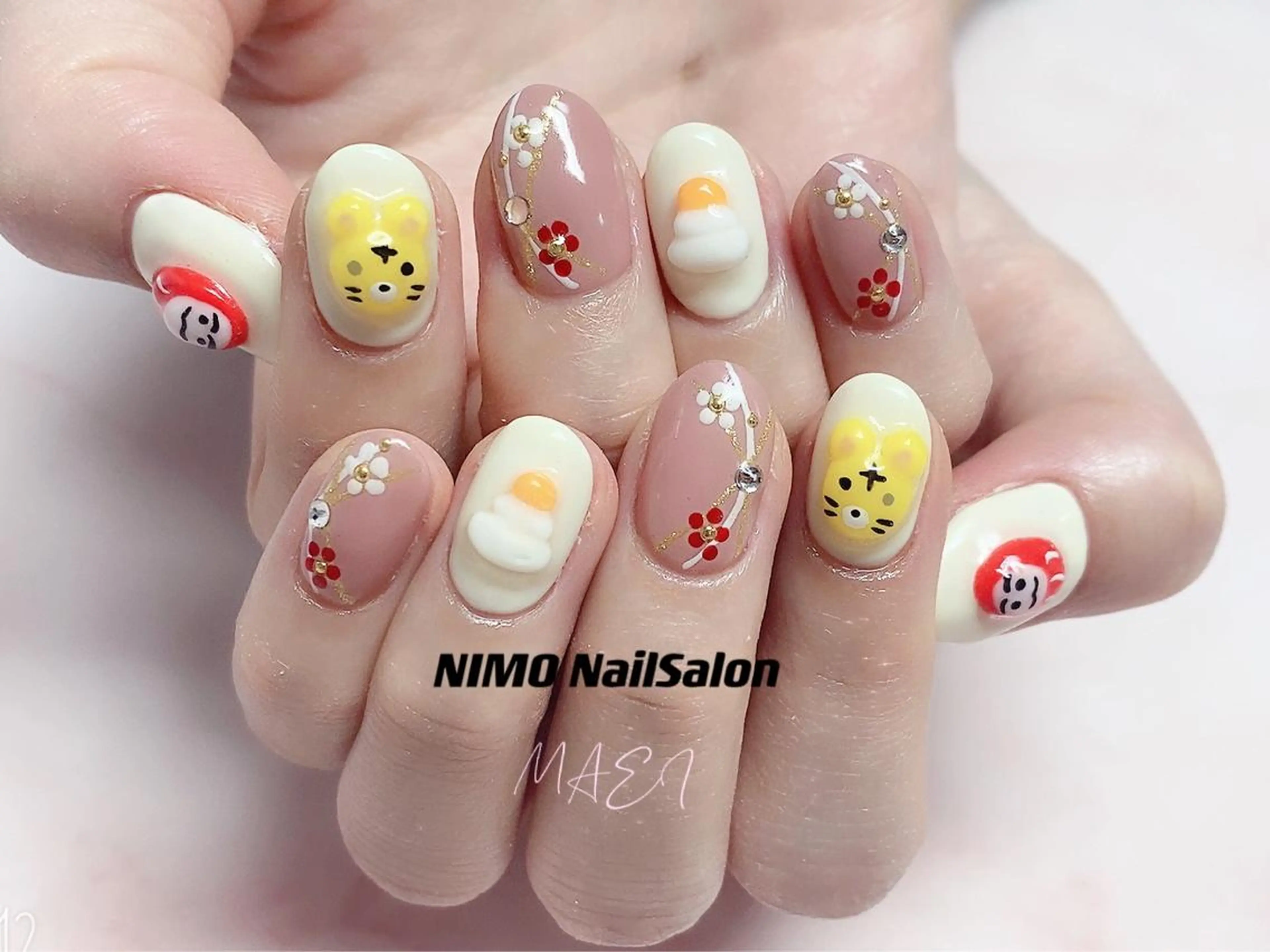 カラー パーマ ネイル マツエク・マツパ ハンドネイル ハンドケア NIMO ネイルサロンのネイルデザイン