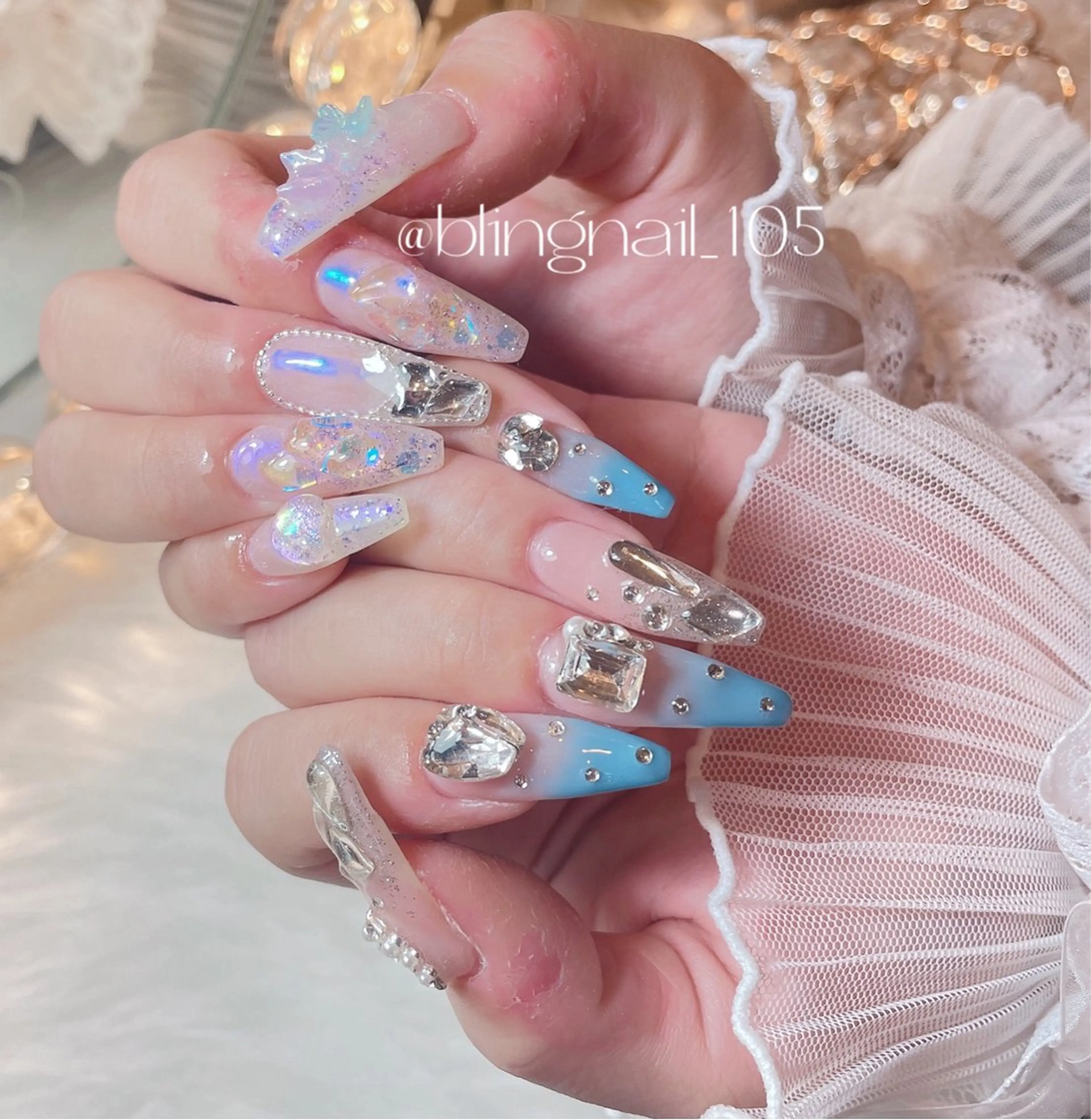 ネイル 23時まで❤︎韓国、 ワンホンネイルのネイルデザイン