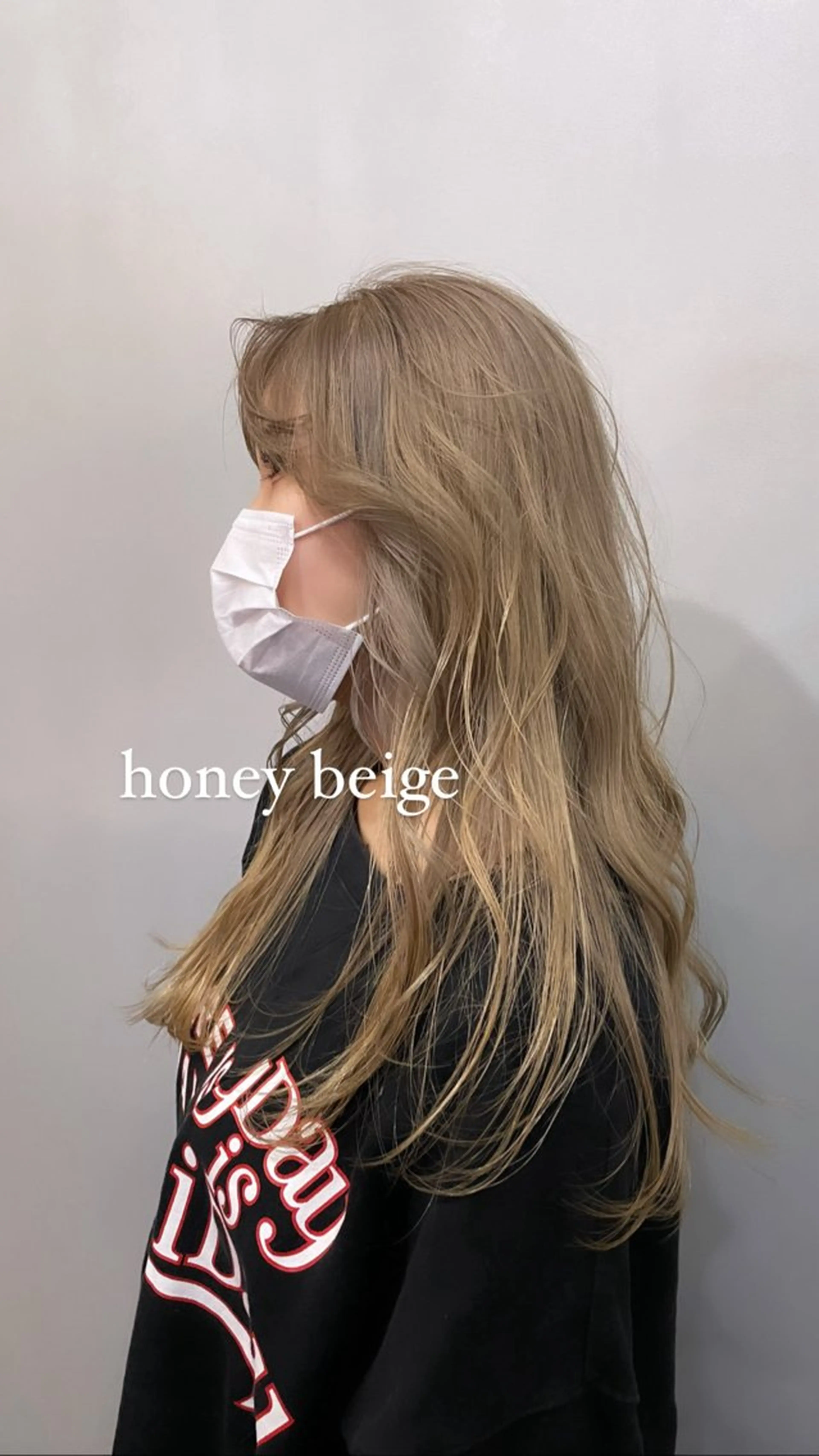 ロング カラー ヘアアレンジ ベージュカラー ブリーチ 💐ナチュラルヘア Kroda💐のヘアスタイル