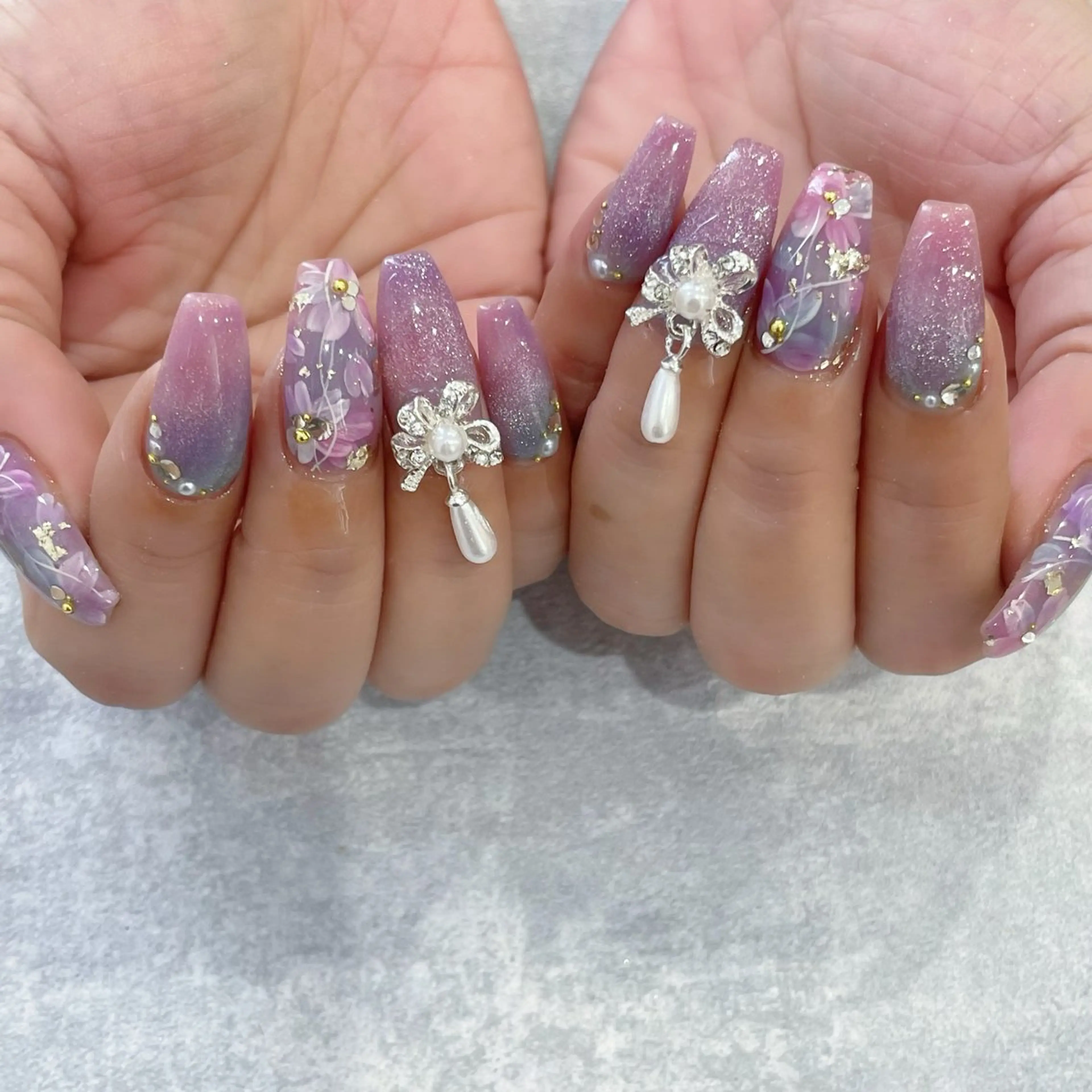 ネイル 桜ネイル ハンドネイル Rediant Salonのネイルデザイン