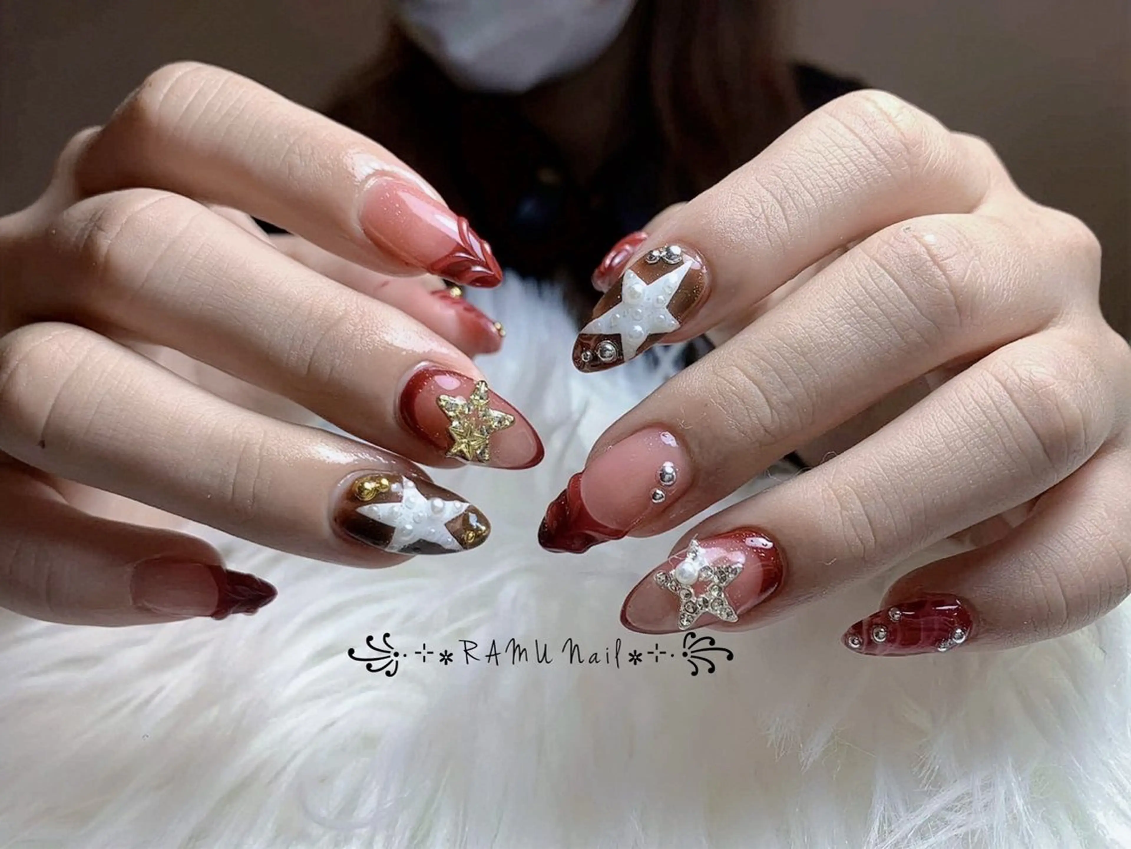 ネイル キラキラネイル マグネットネイル ミラーネイル ピンク ワンホンネイル ハンドネイル RAMU Nail 恵比寿店のネイルデザイン