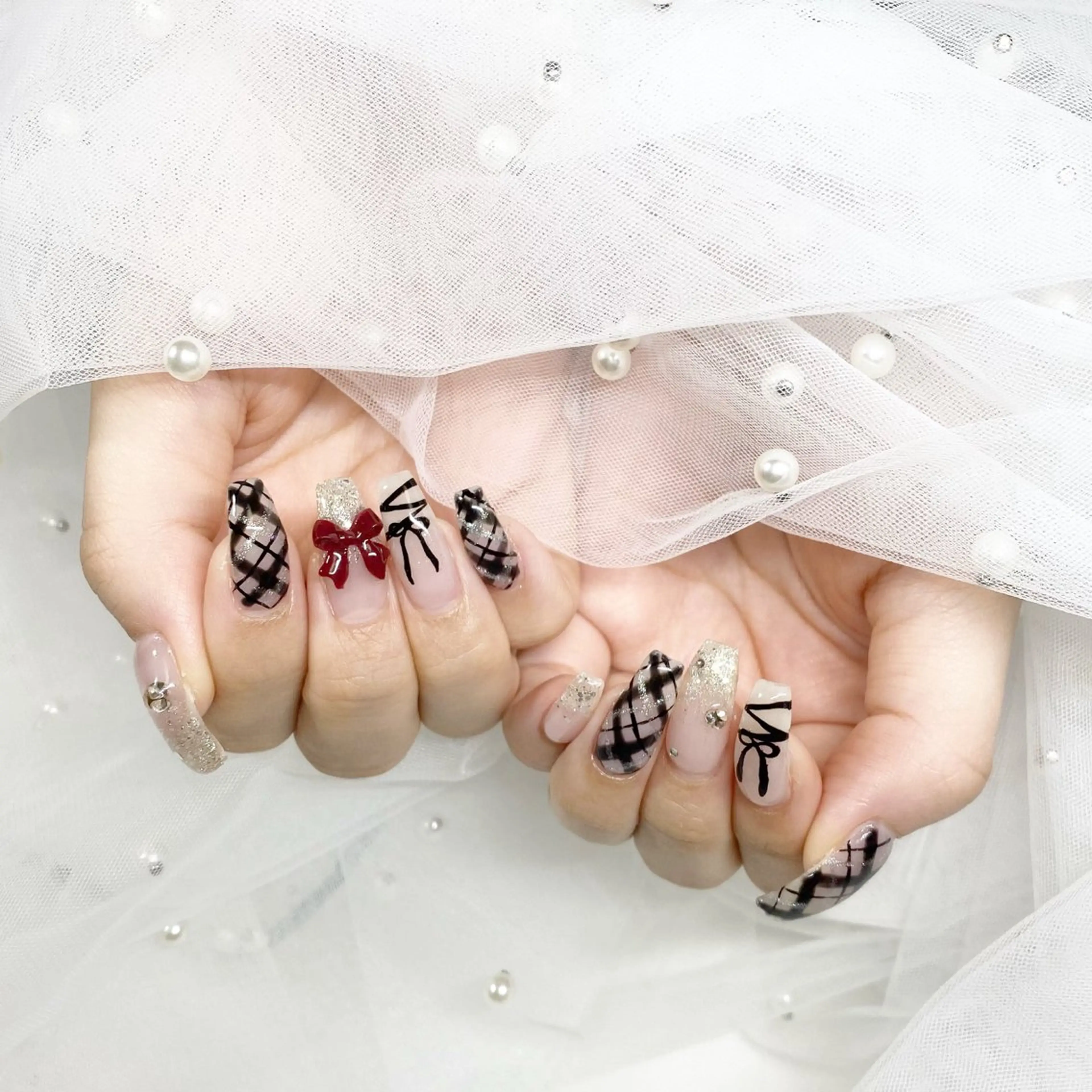 ネイル ハンドネイル ୨୧ mio୨୧のネイルデザイン