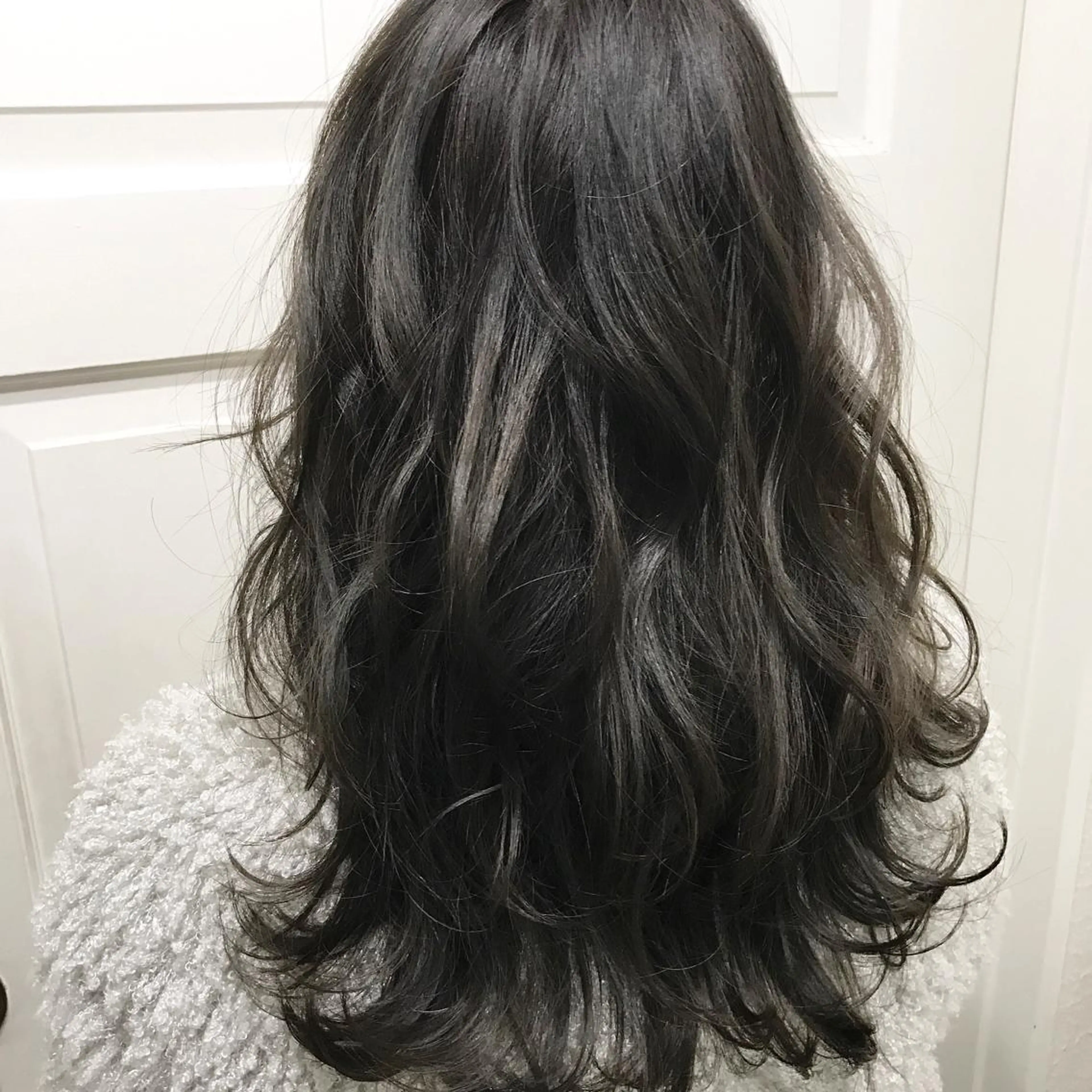 セミロング カラー ブルーカラー ブルージュ ネイビーカラー Heart's所属・若杉 諒のヘアスタイル