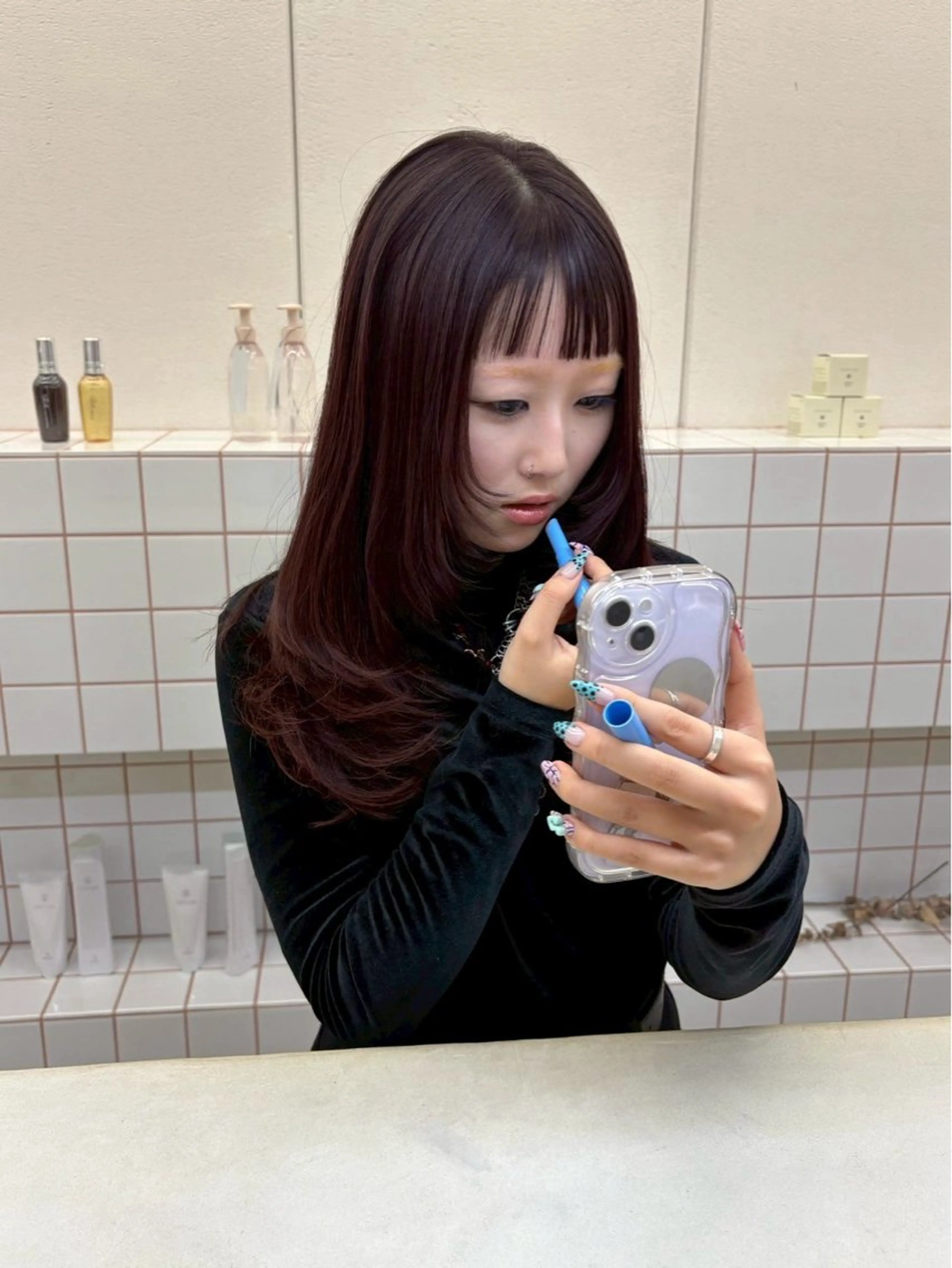 カラー 🌷花屋併設🌷 岡本明日実のヘアスタイル