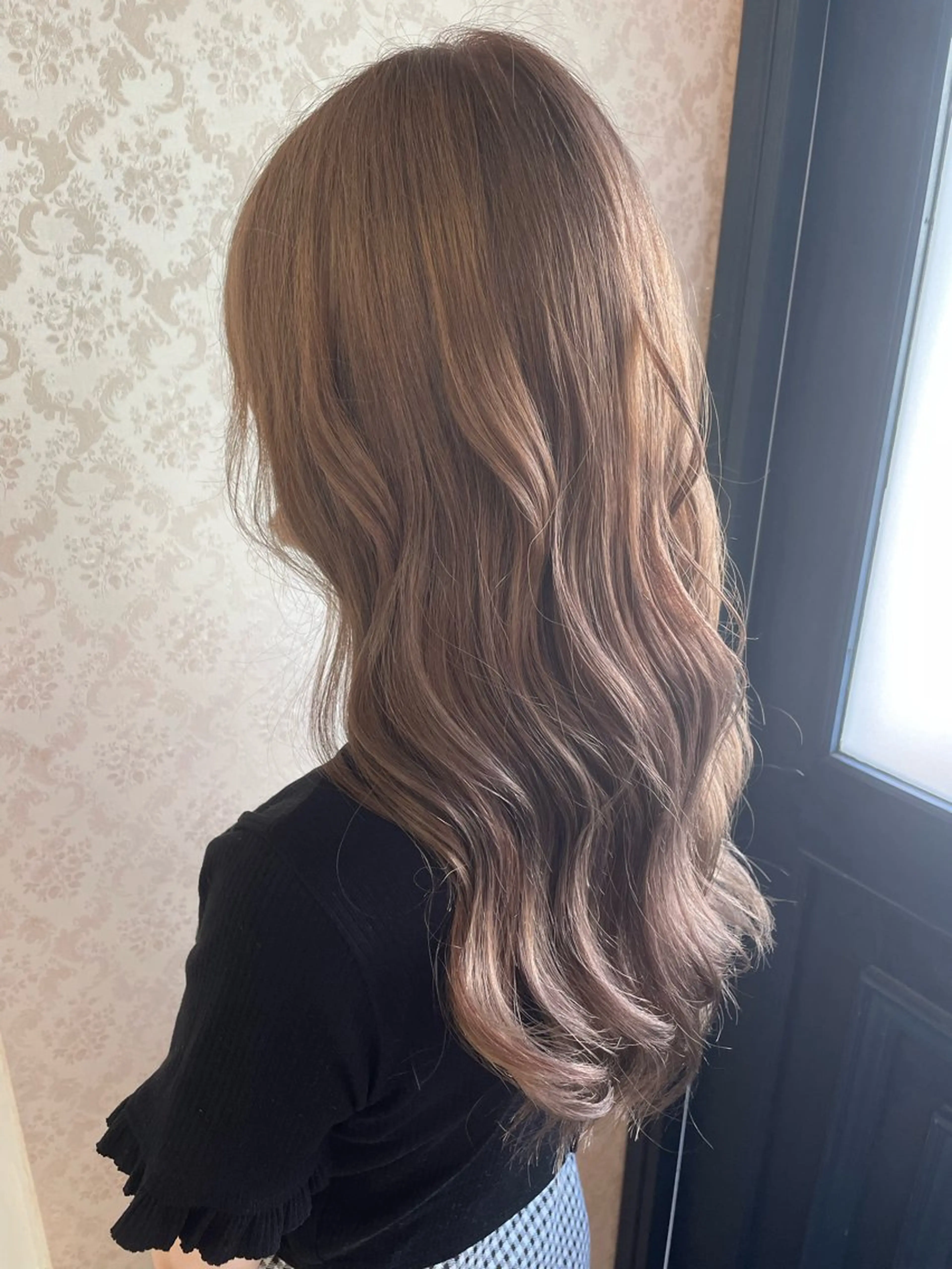 ロング カラー ヒヨシ ルナのヘアスタイル