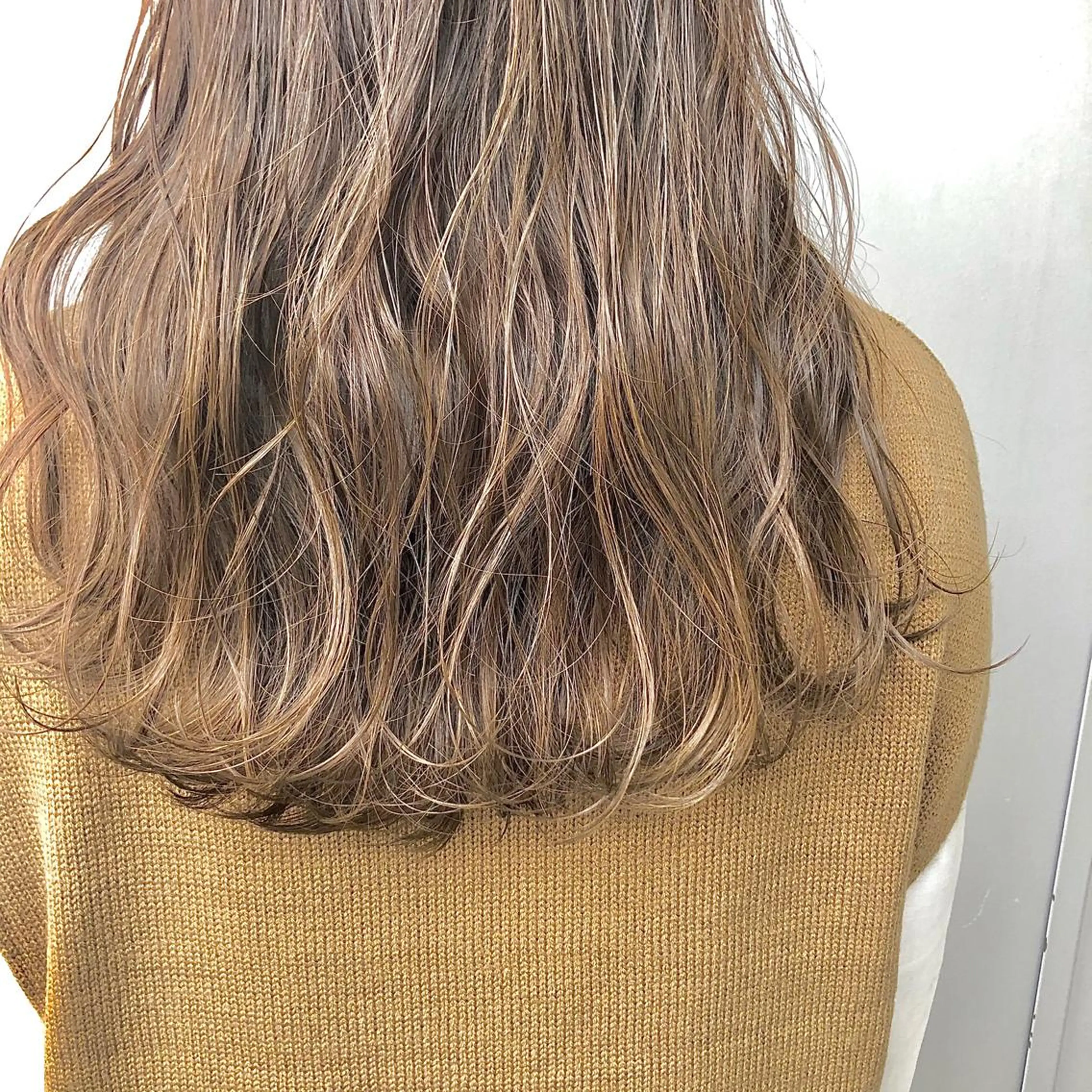 ロング カラー YU-KA ✂︎ROSSOのヘアスタイル