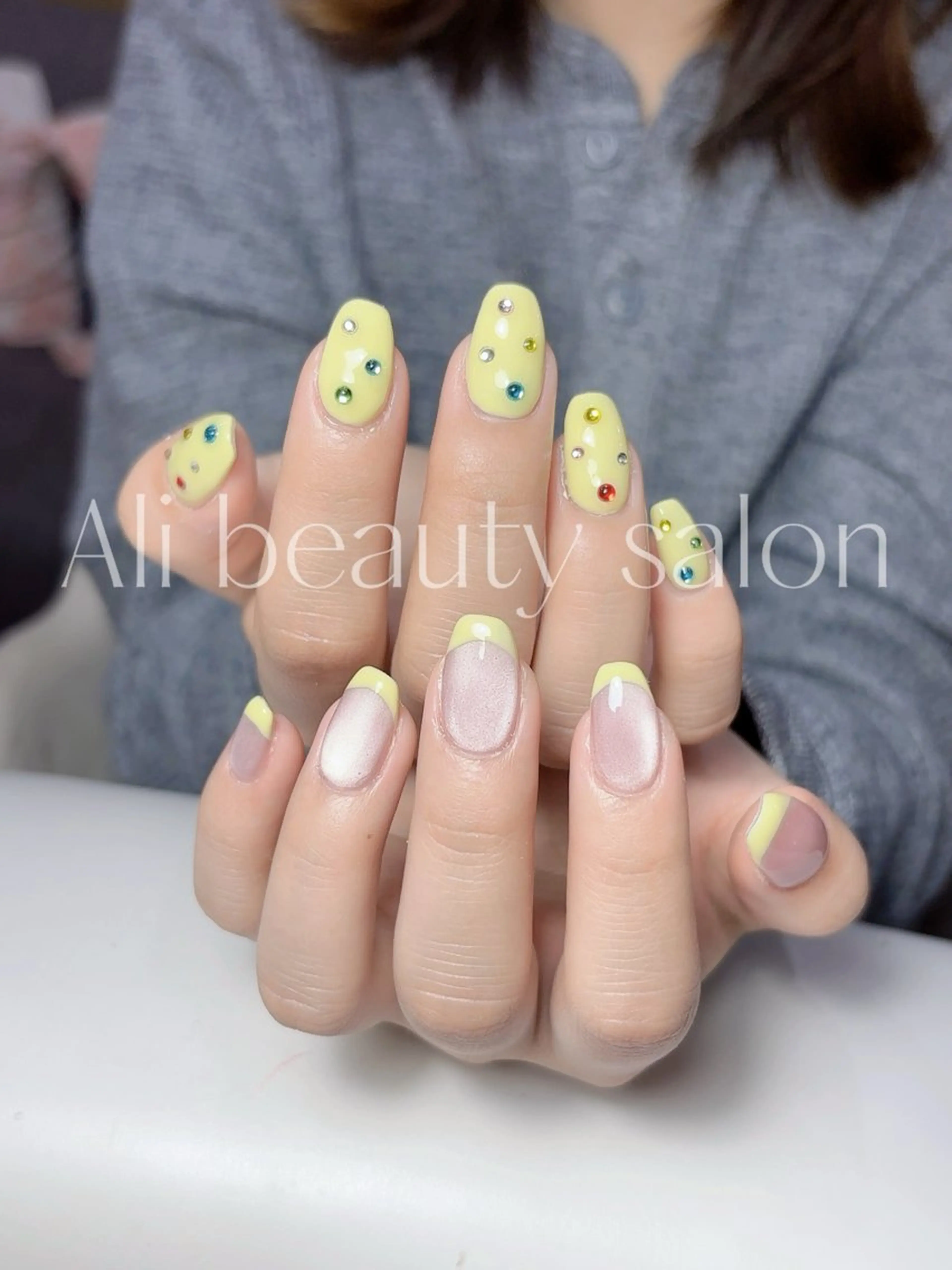 ネイル フレンチネイル マグネットネイル ストーンネイル ハンドネイル Ali 新小岩 ネイル専門のネイルデザイン