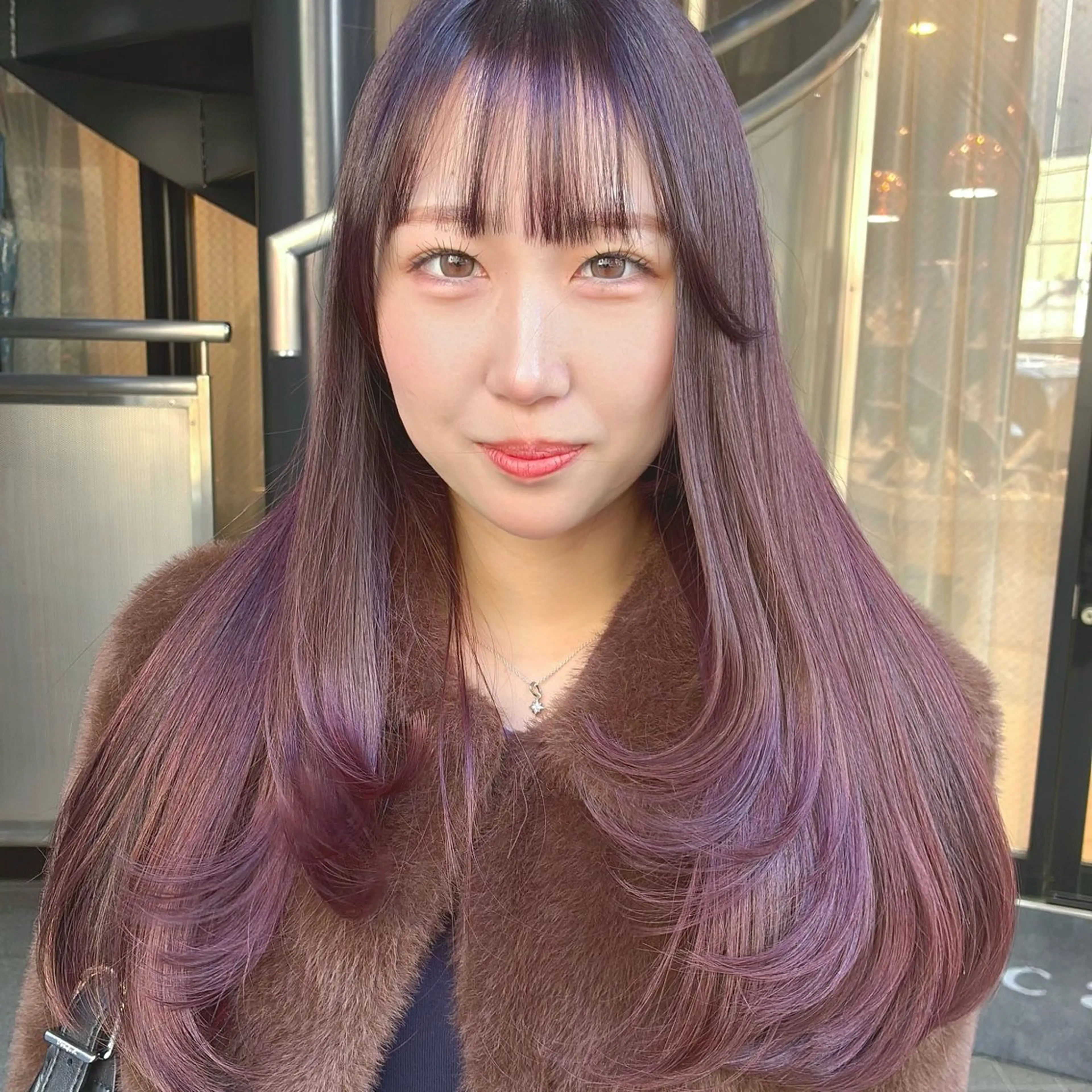 ロング レイヤーカット ロング カット ヘアカラー calna 古賀 菜摘のヘアスタイル