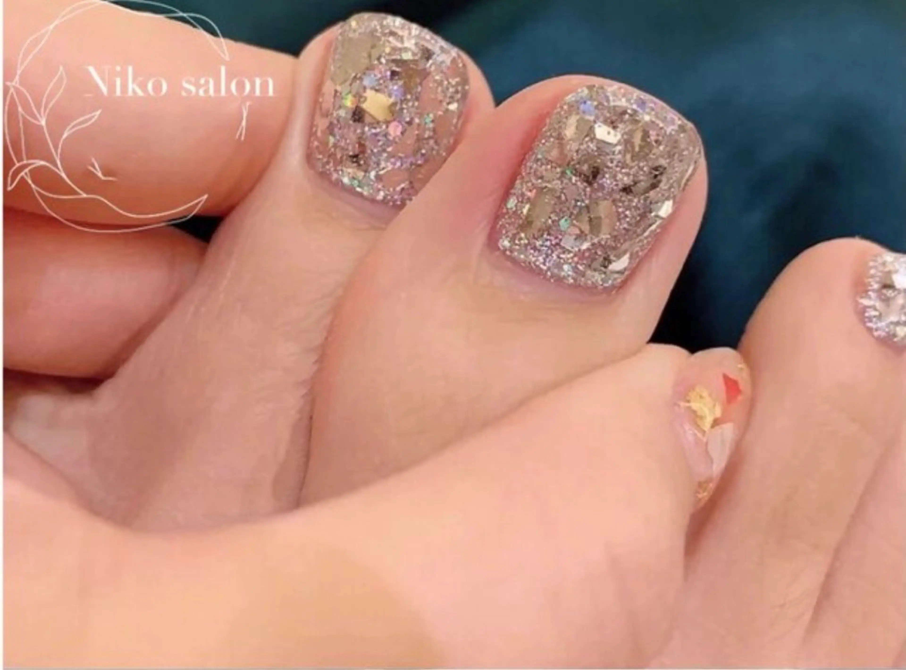 ネイル チークネイル フットネイル フレンチネイル ジェルネイル ガラスフレンチ フットネイル Niko リンのネイルデザイン