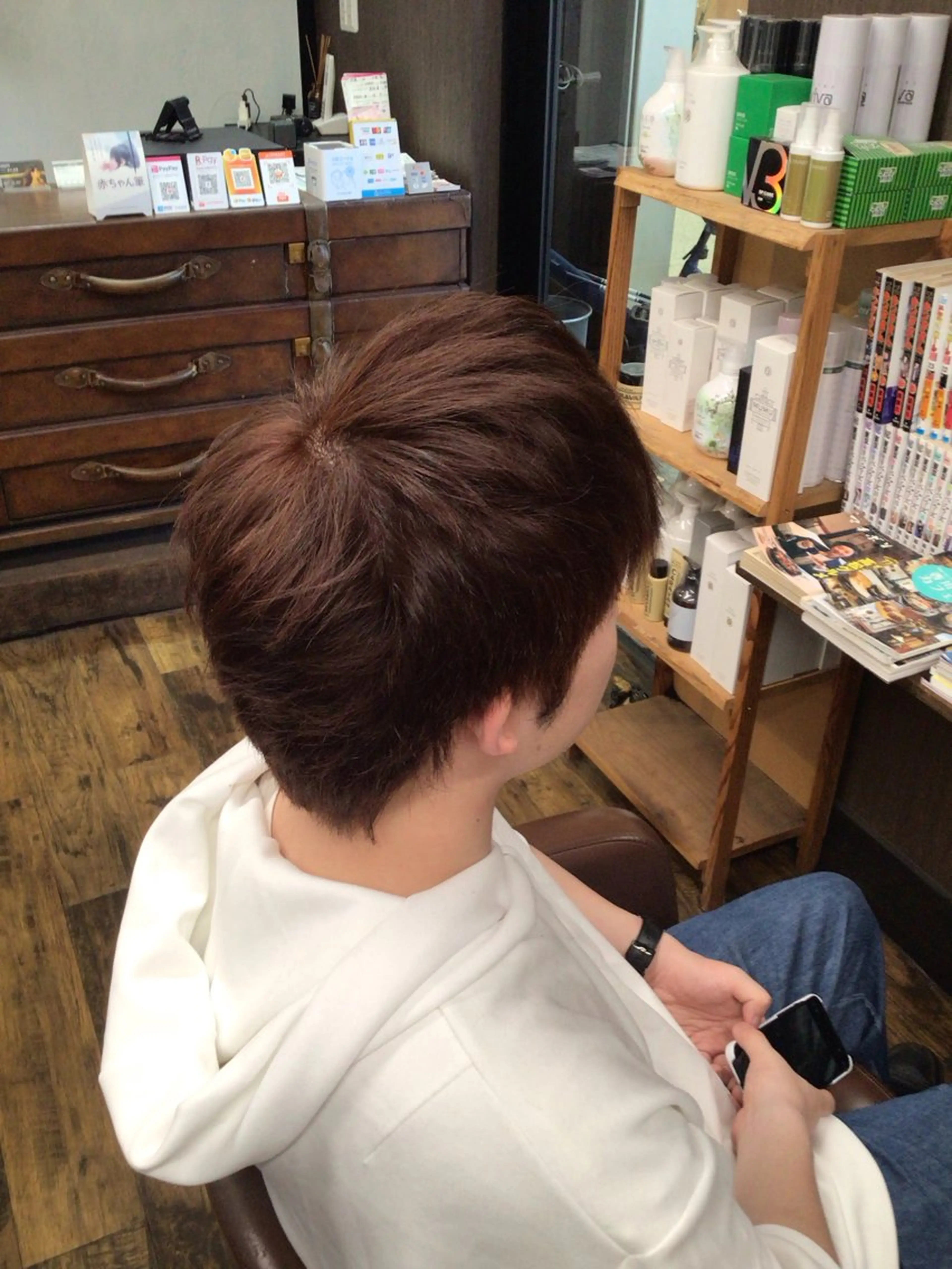 ショート カット ヘアカラー 香川 裕基のヘアスタイル