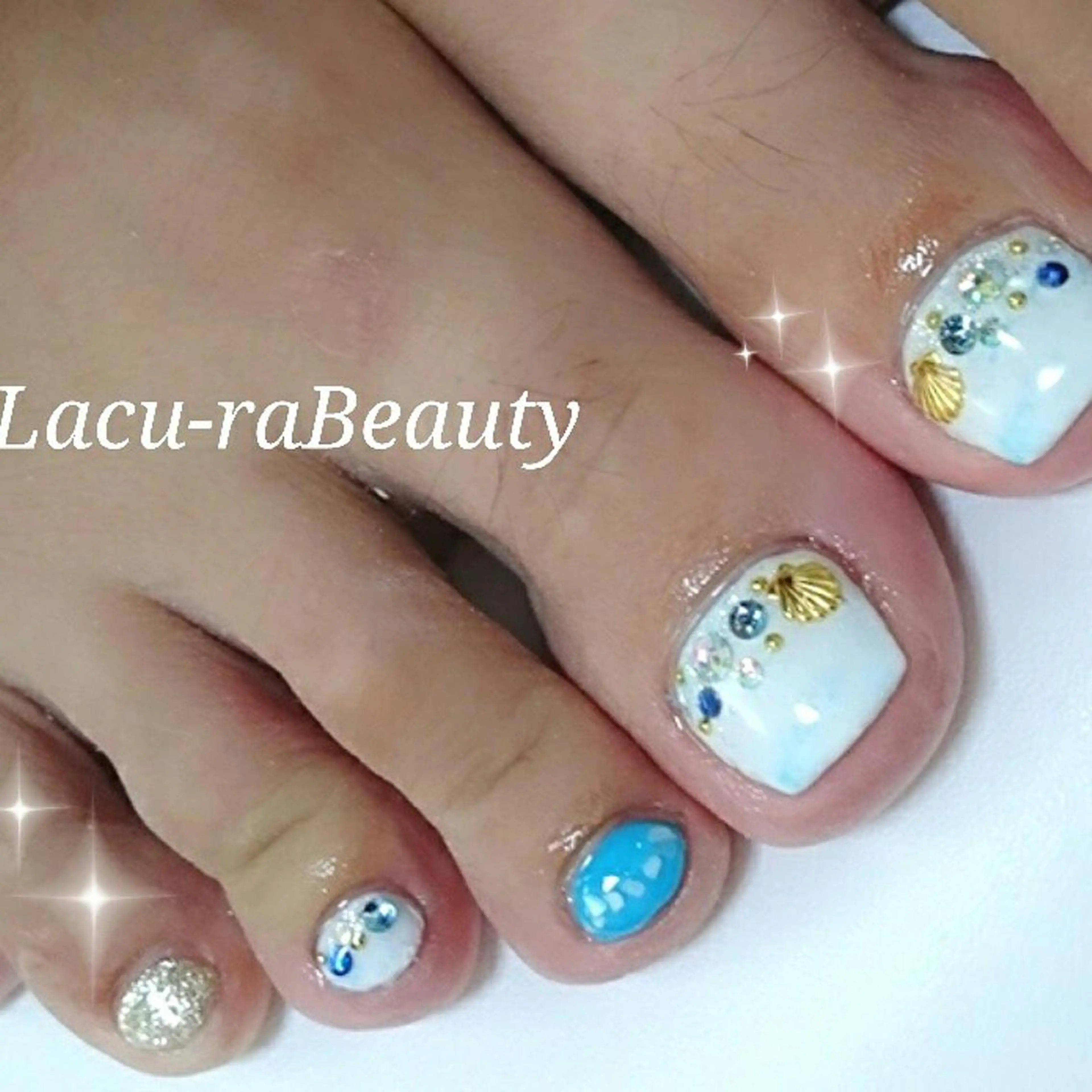 ネイル フットネイル 小顔と腸の専門店 ラクーラビューティのエステ・リラクイメージ