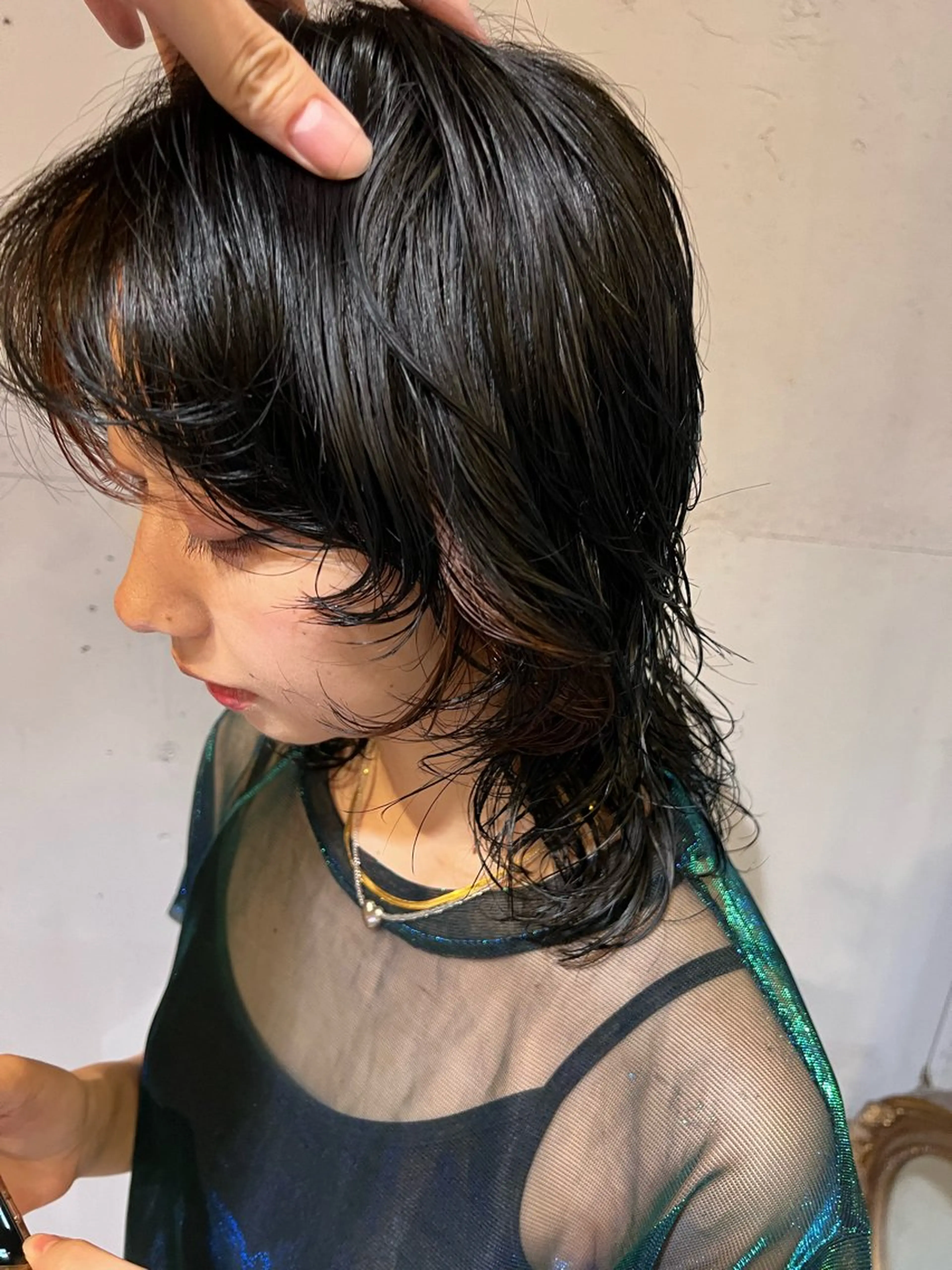 ミディアム カラー パーマ ブリーチ ブリーチなしカラー オレンジ ニュアンスパーマ カット ヘアカラー 小笠原 悠斗のヘアスタイル