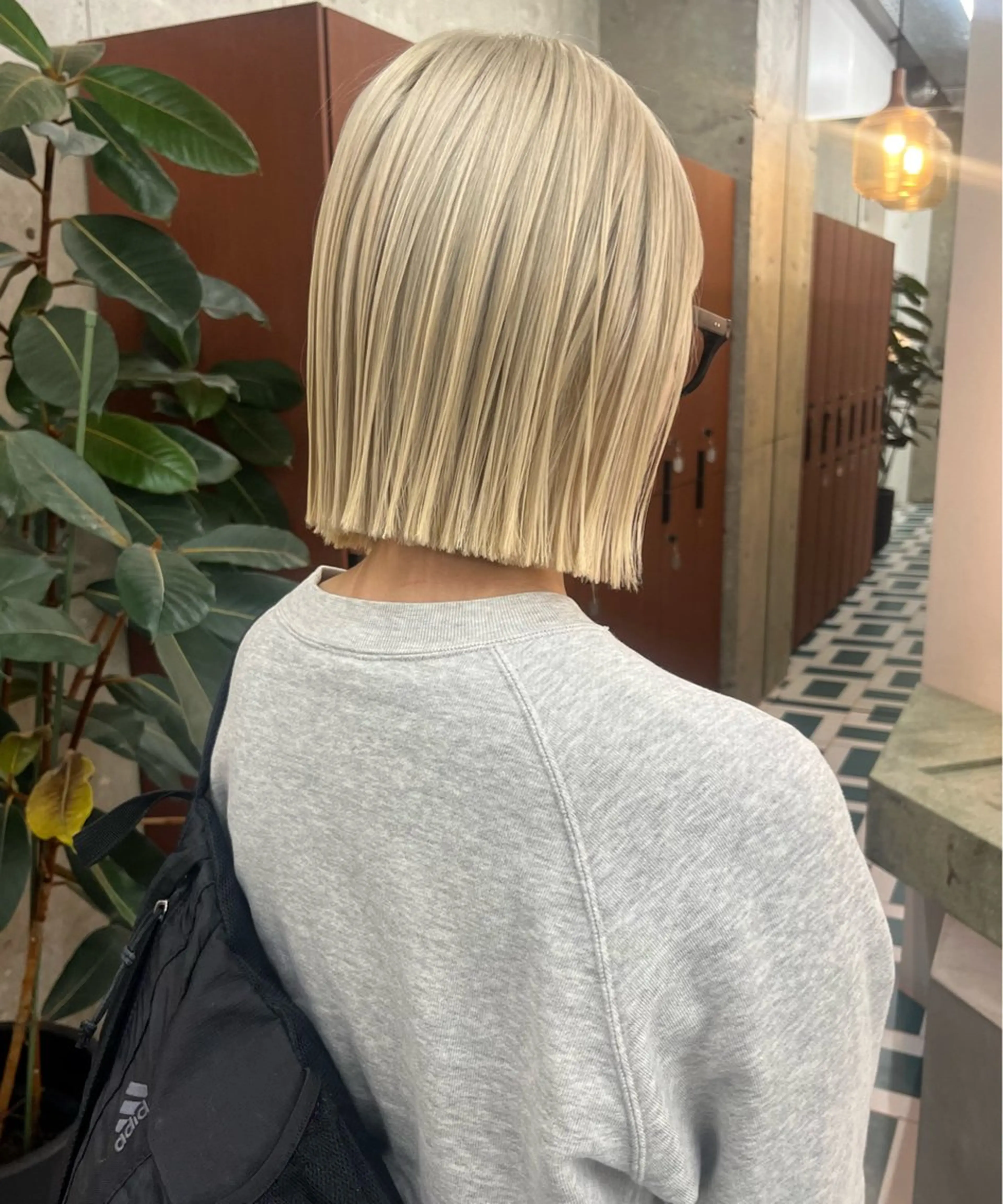 ショート カラー ハイトーンカラー ボブ noé所属・HINA/栄/ボブ/ ボブパーマ/インナーのヘアスタイル