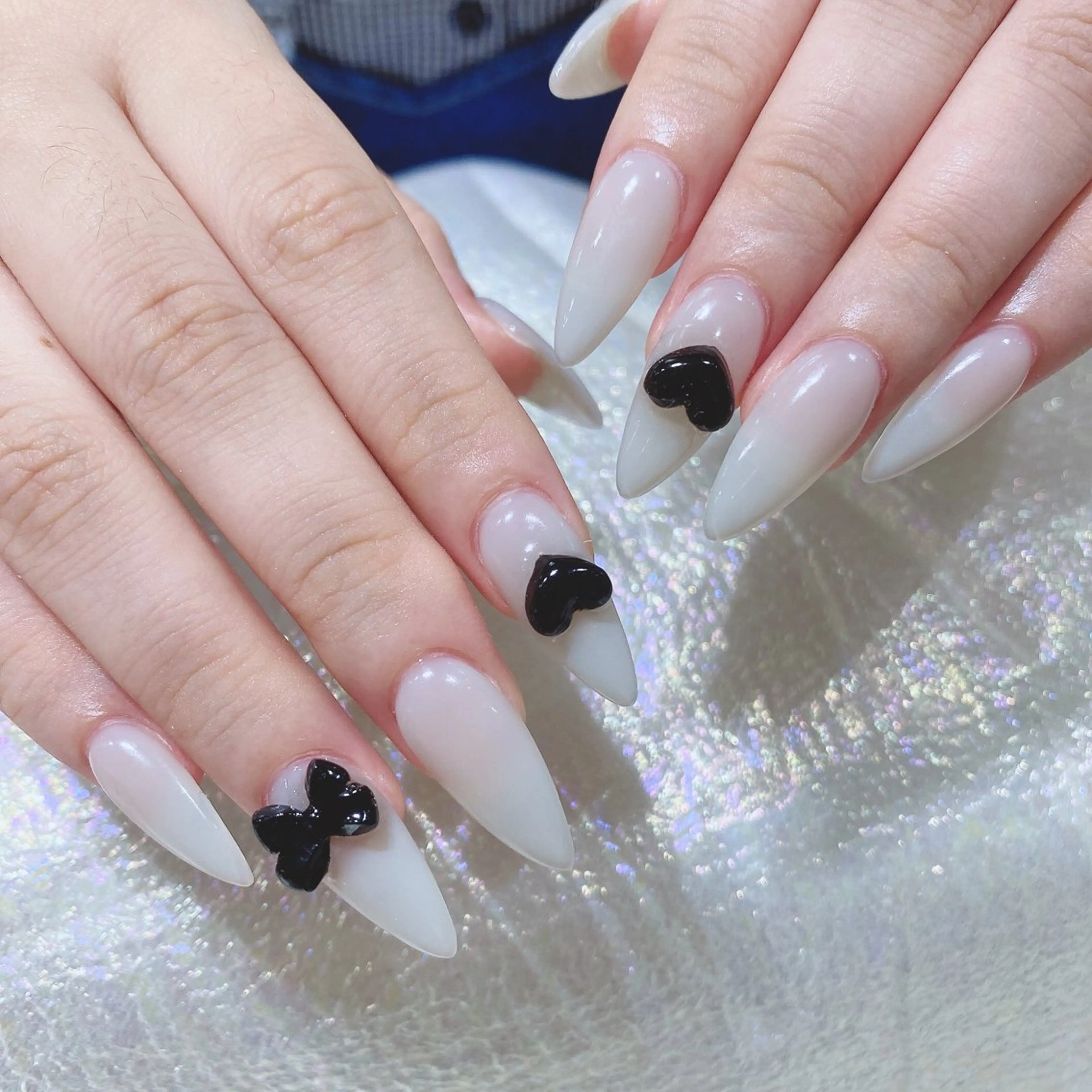 ネイル ハンドネイル Queens テイのネイルデザイン