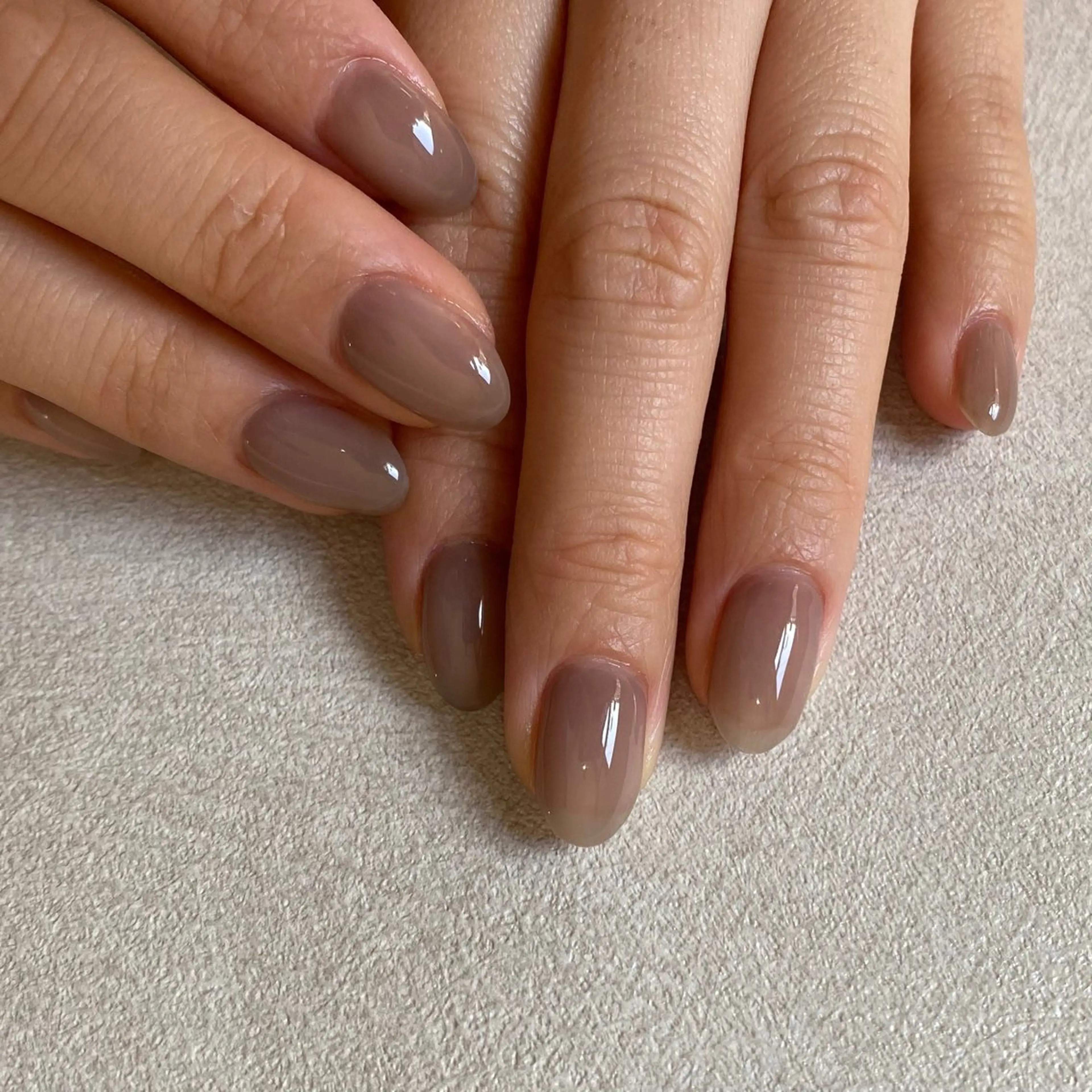 LAVISH kokonaのネイルデザイン