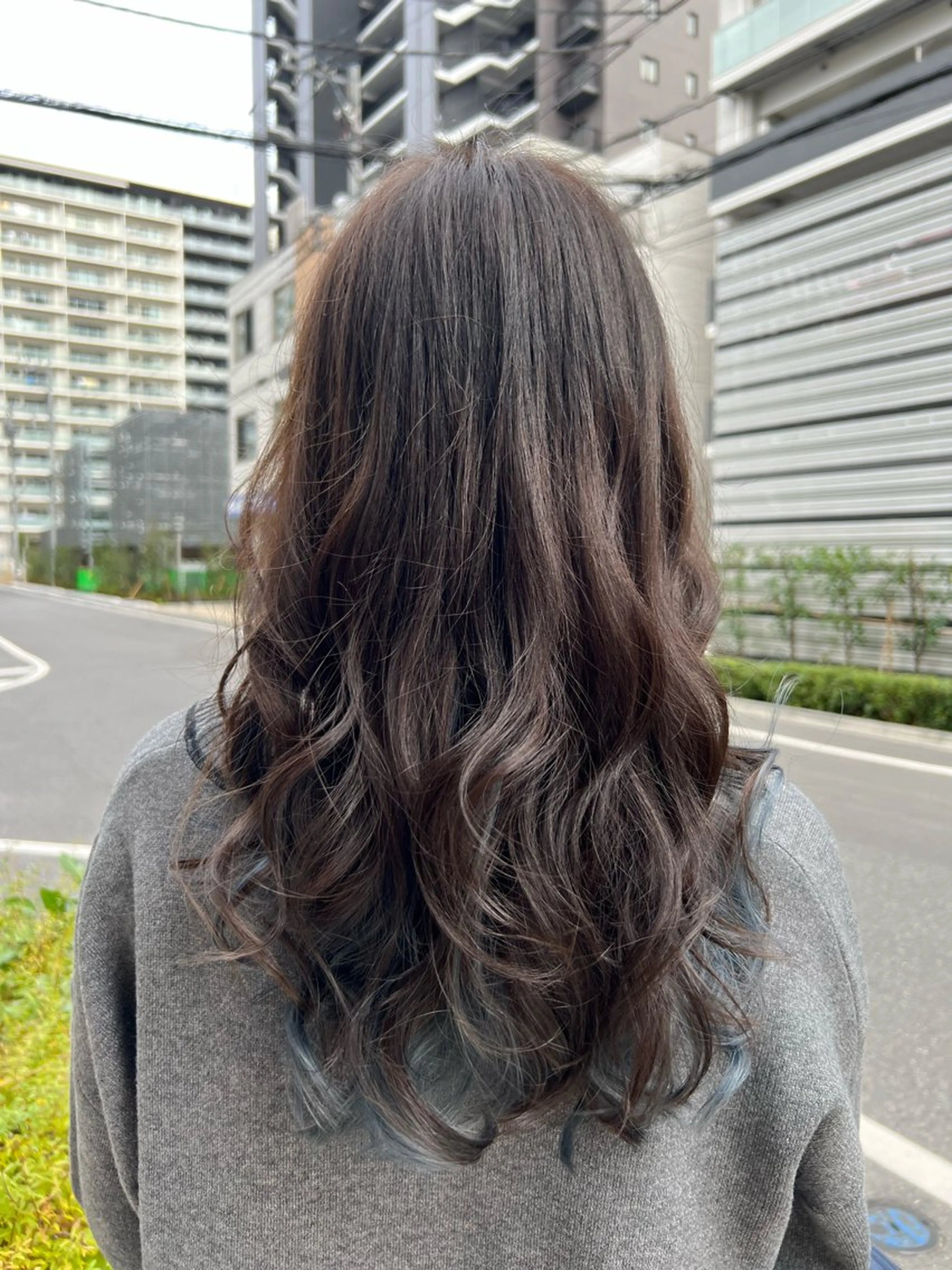 ロング カラー 石原 姫菜のヘアスタイル