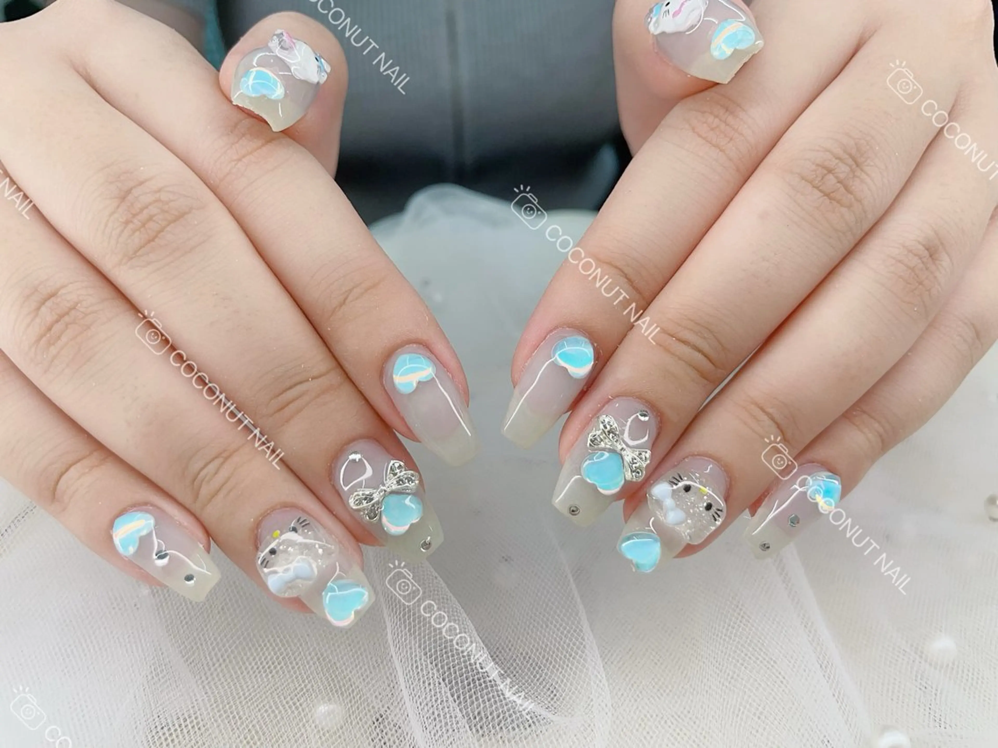 ネイル ハンドネイル 神田 ココナッツのネイルデザイン