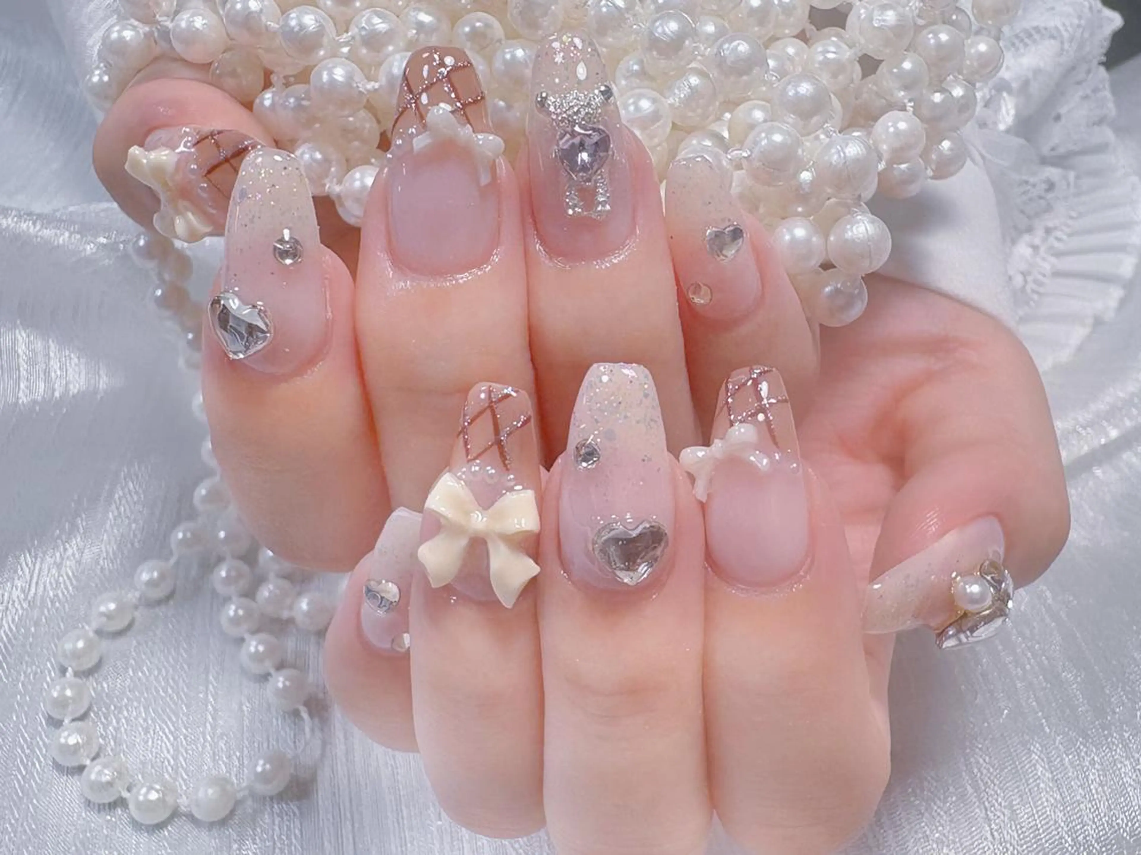 ネイル ハンドネイル 🎀鈴音🎀 ワンホンネイルのネイルデザイン