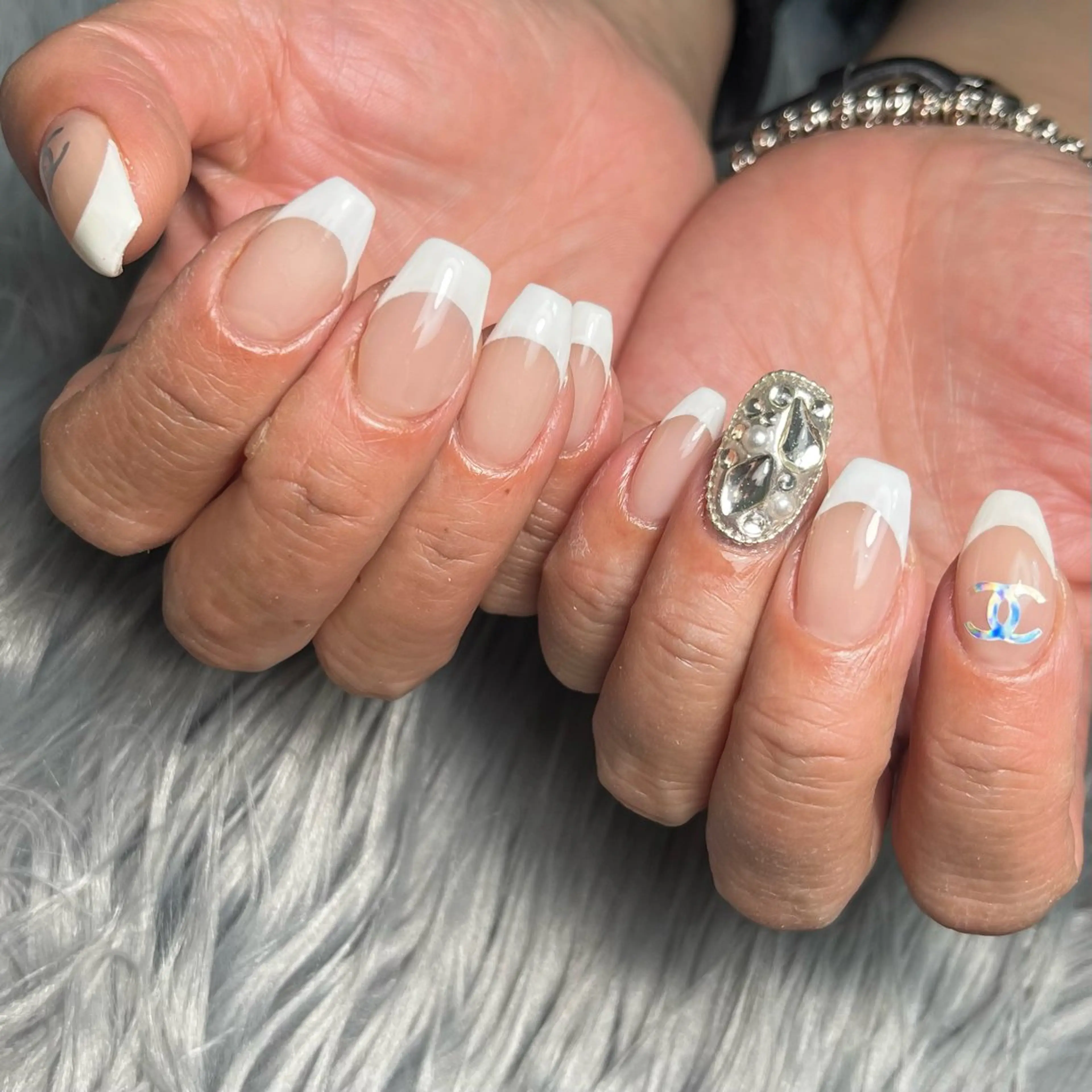 ネイル Laki nailのネイルデザイン