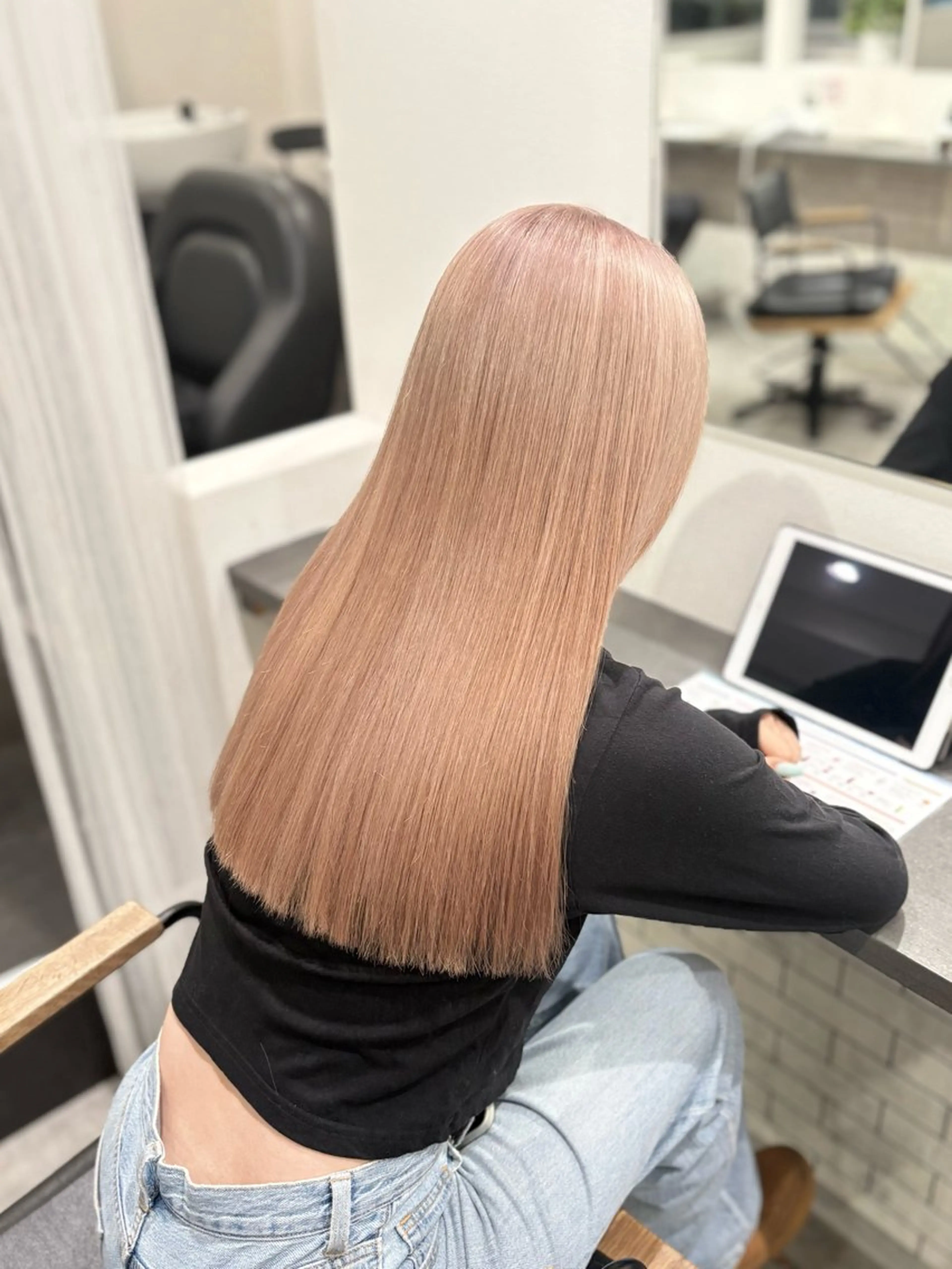 フルメニュー【ケアブリーチ＋髪質改善カラー＋ケアトリートメント】の写真